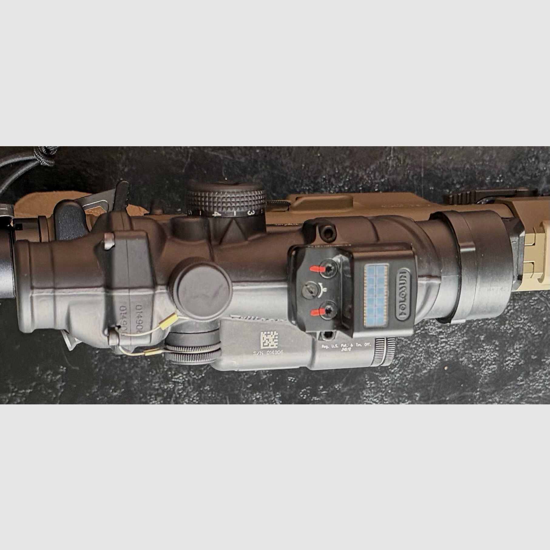 Trijicon Acog Ta02 Chevron red