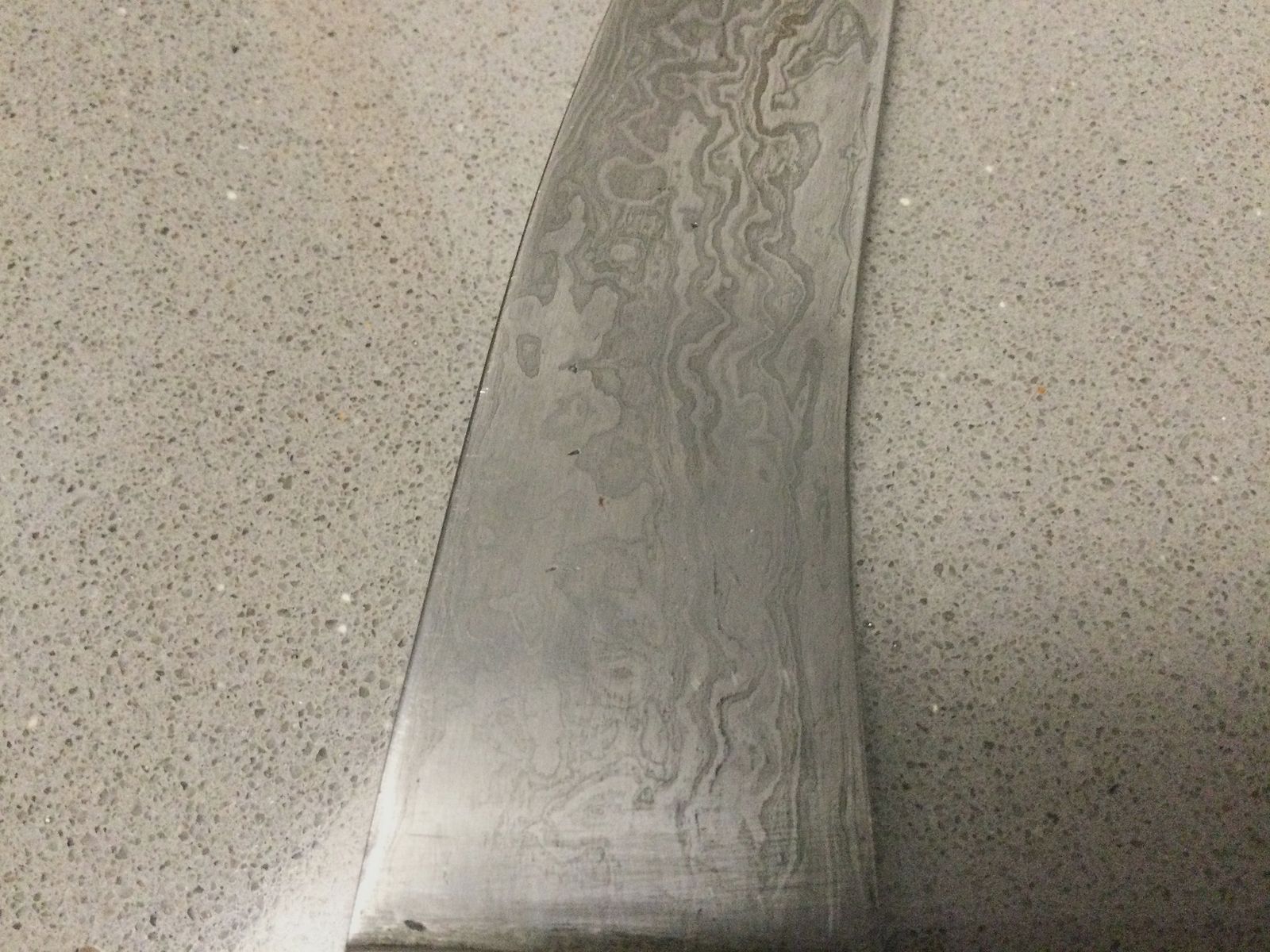 Hermoso cuchillo antiguo, daga, antigüedad, hoja de Damasco