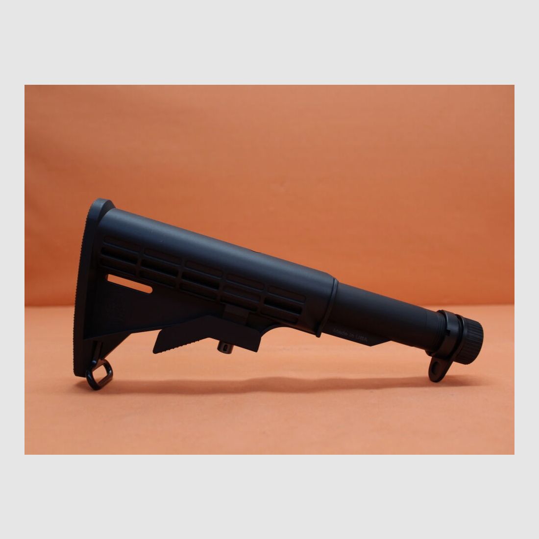 UTG - Leapers AR-15 : Assemblage de crosse UTG Carbine Stock 6-Pos. MILSPEC Noir (RBU6BM)/ Schubschaft