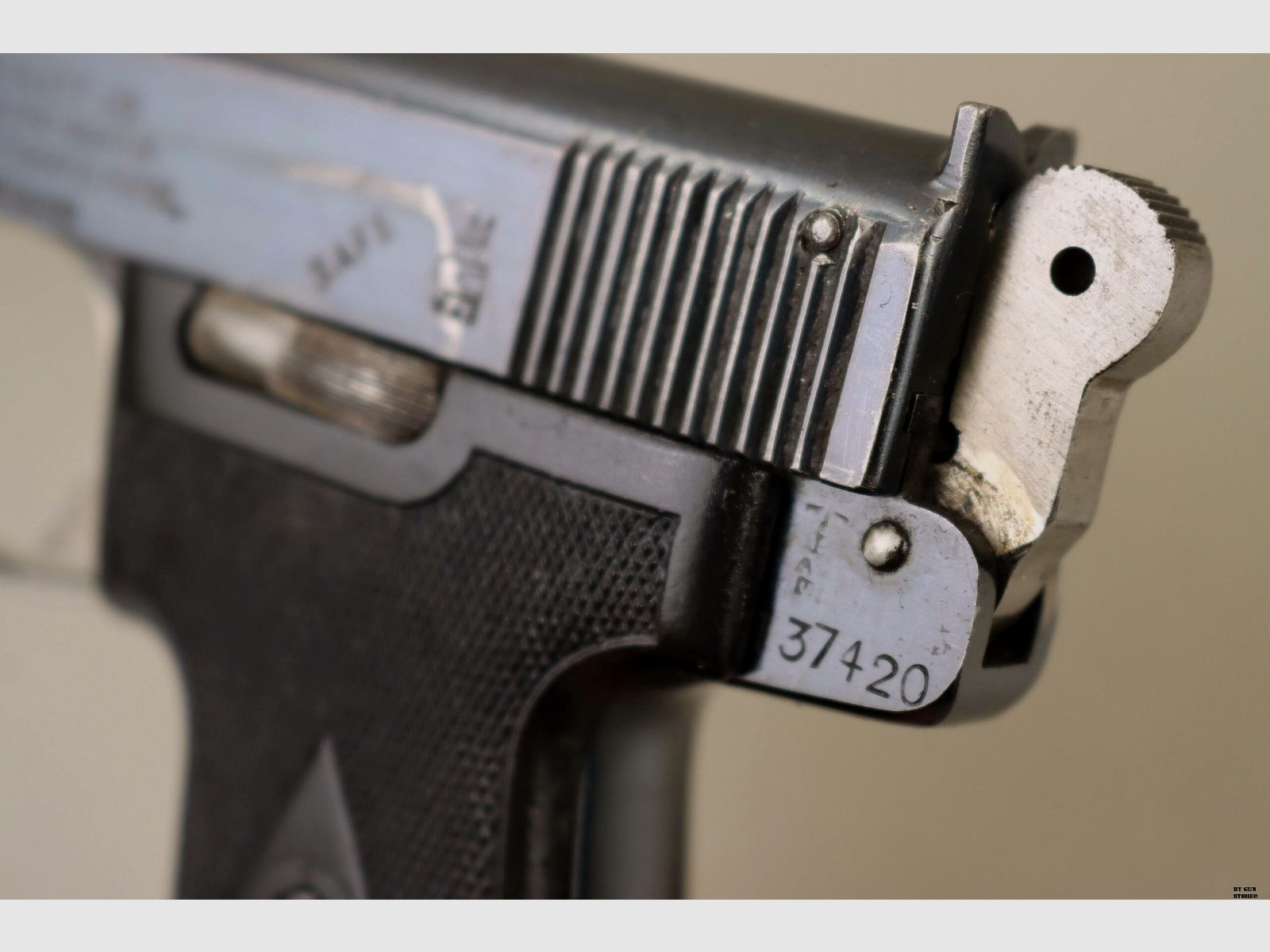 Pistole Webley & Scott Mod. 1913 Humane Killer Kal. 7,65 mm Matr. 137420, Bild 10 von 14