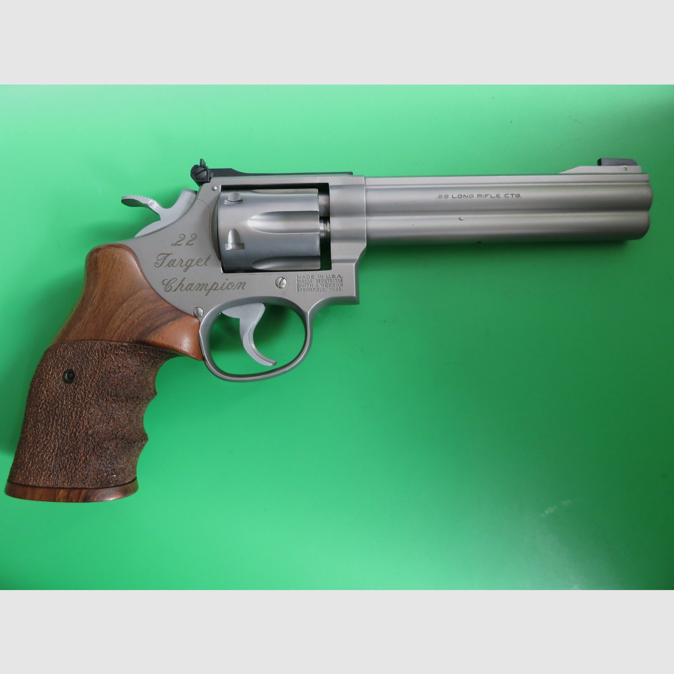 Revolver de sport, revolver de tir Smith & Wesson, modèle 617, 22 Target Champion, .22lr + poignée de sport #85