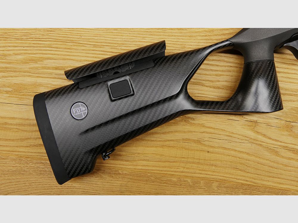Blaser R8 with FBT carbon stock / .308 Win. / 47cm barrel length / M15x1 / FBT INCA 44Ti silencer / TOP