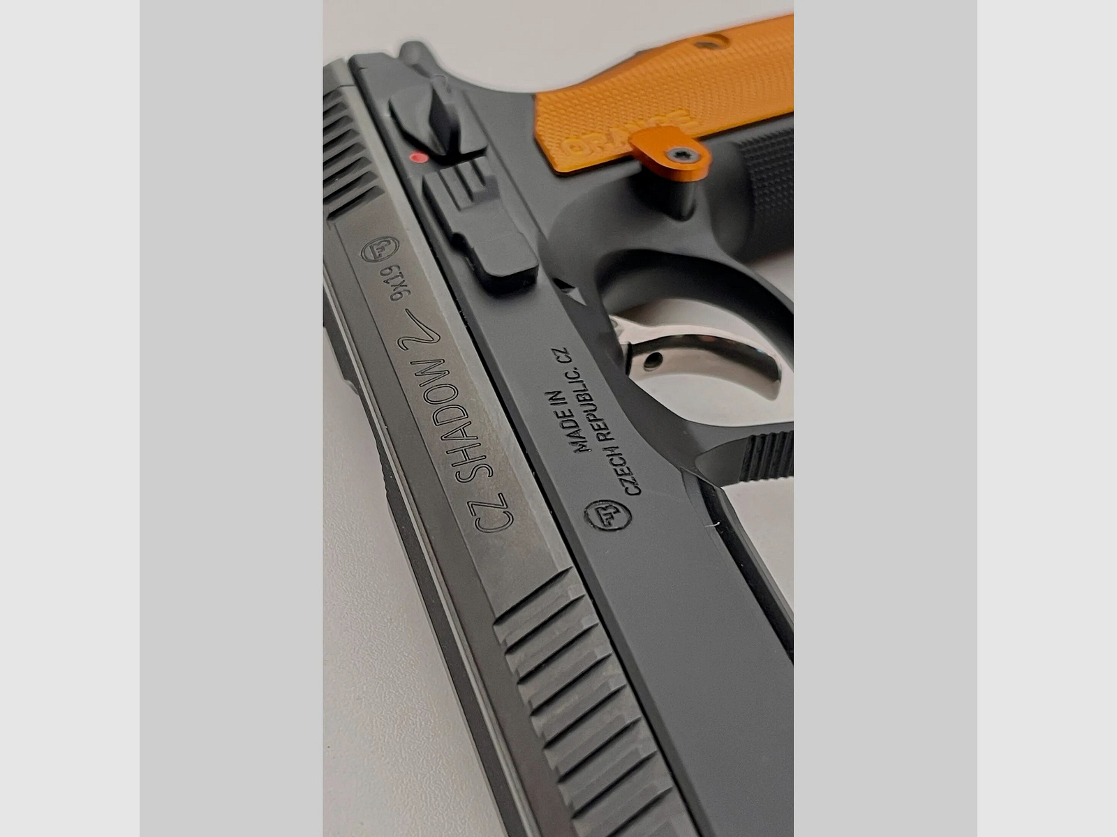 CZ Česká zbrojovka a.s. CZ SHADOW 2 Orange 9mmLuger