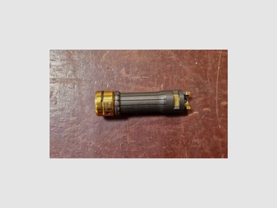 Gebruikt - Gouden Sluitkop R93 Magnum Rechtshandig BLASER, afbeelding 2 van 4