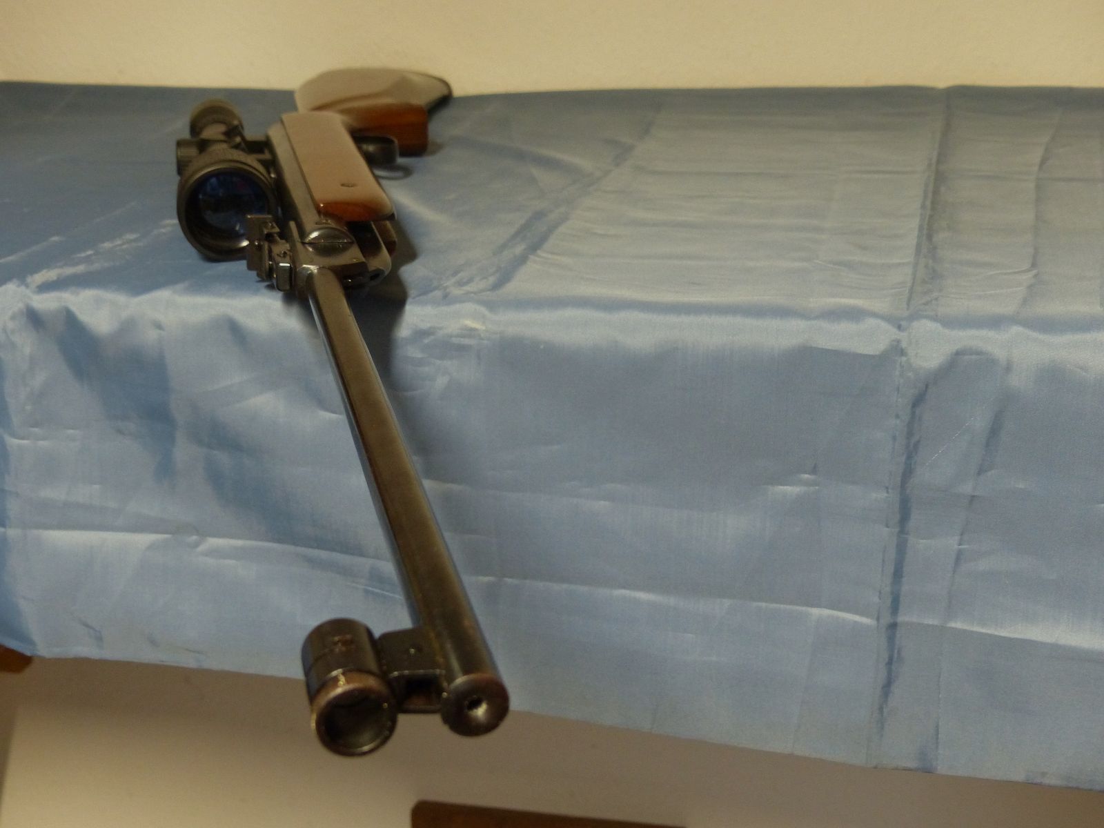 Carabina de aire comprimido Diana modelo 35 con mira telescópica Cal. 4,5 mm en estado como nuevo