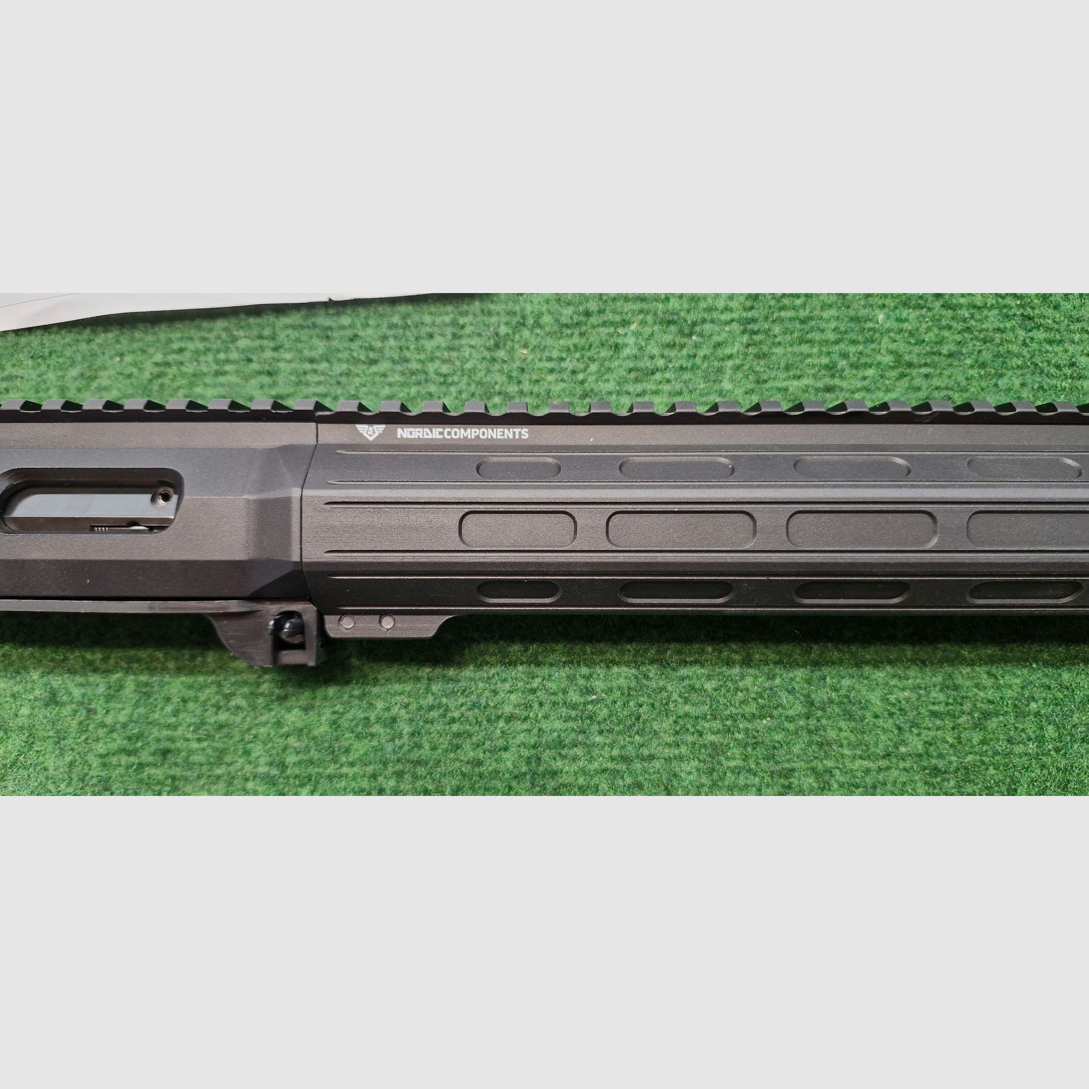 Vends Nordic Components 22RB upper interchange system for AR15, caliber .22lr, like new