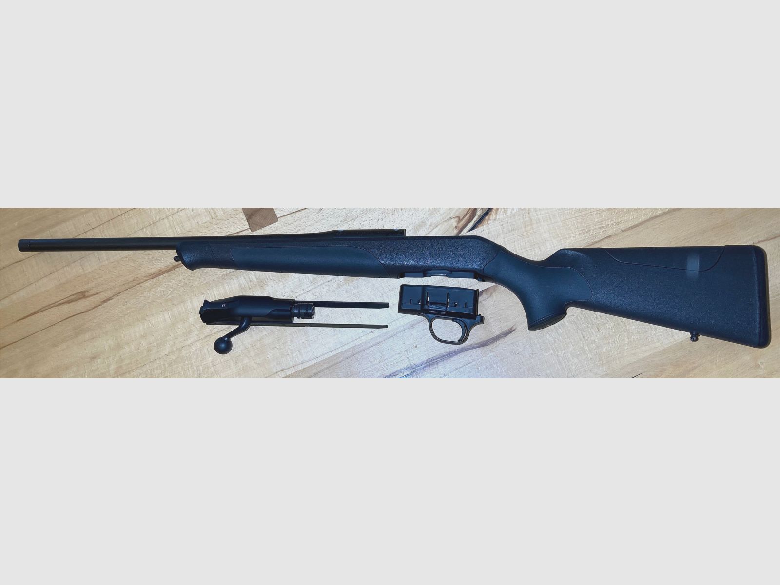 Blaser R8 Professional LINKSWAFFE, .30-06Sprg, Lauf: 58cm, M15x1 Schaftverstellung