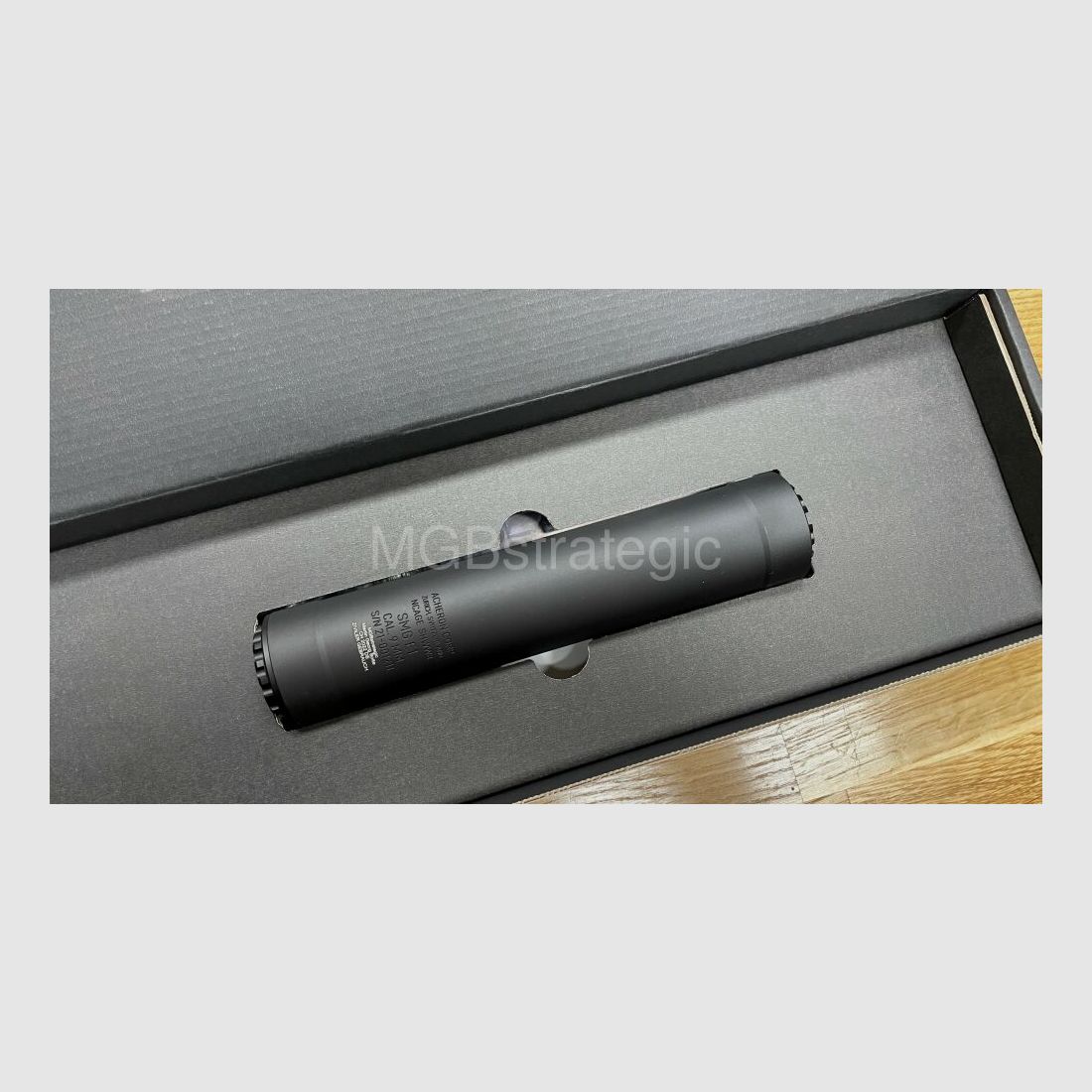 Acheron AG SMG E1 Tłumik Montaż Tri-Lug dla H&K SP5 MKE T94 B&T APC9 SPC9 GHM9 lub innych broni z mocowaniem 3-lug