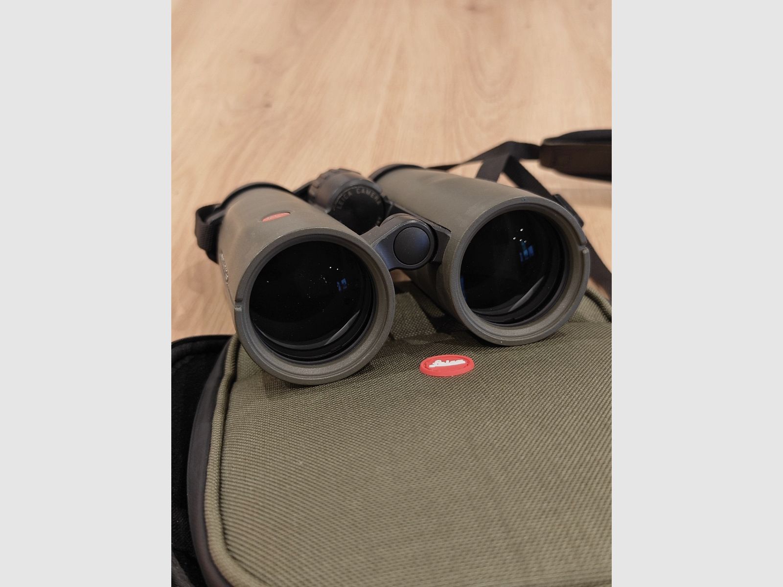 Leica Noctivid 10x42