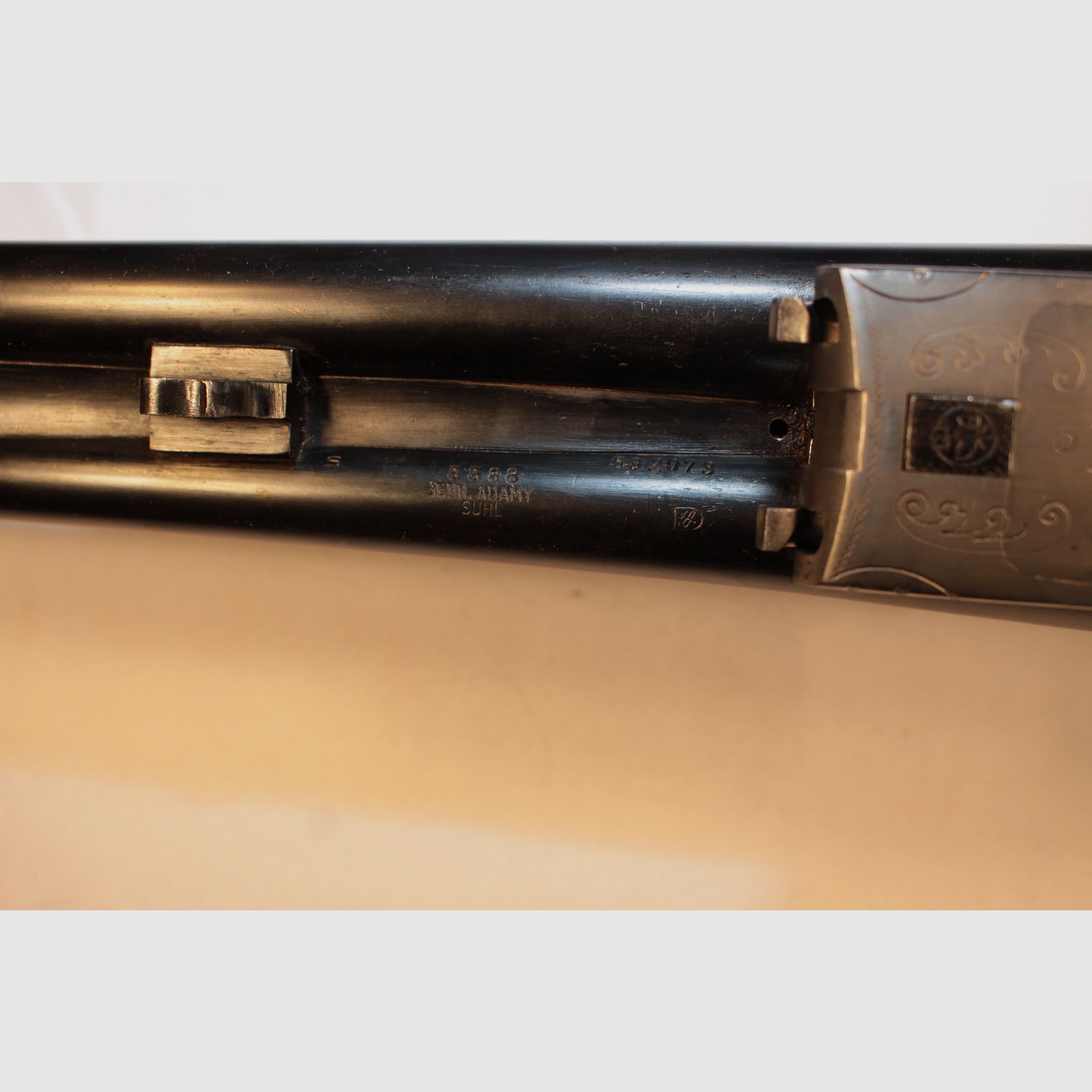 Linkerschaft jachtgeweer in 12/70 en 8x57IRS met geweerschotel.