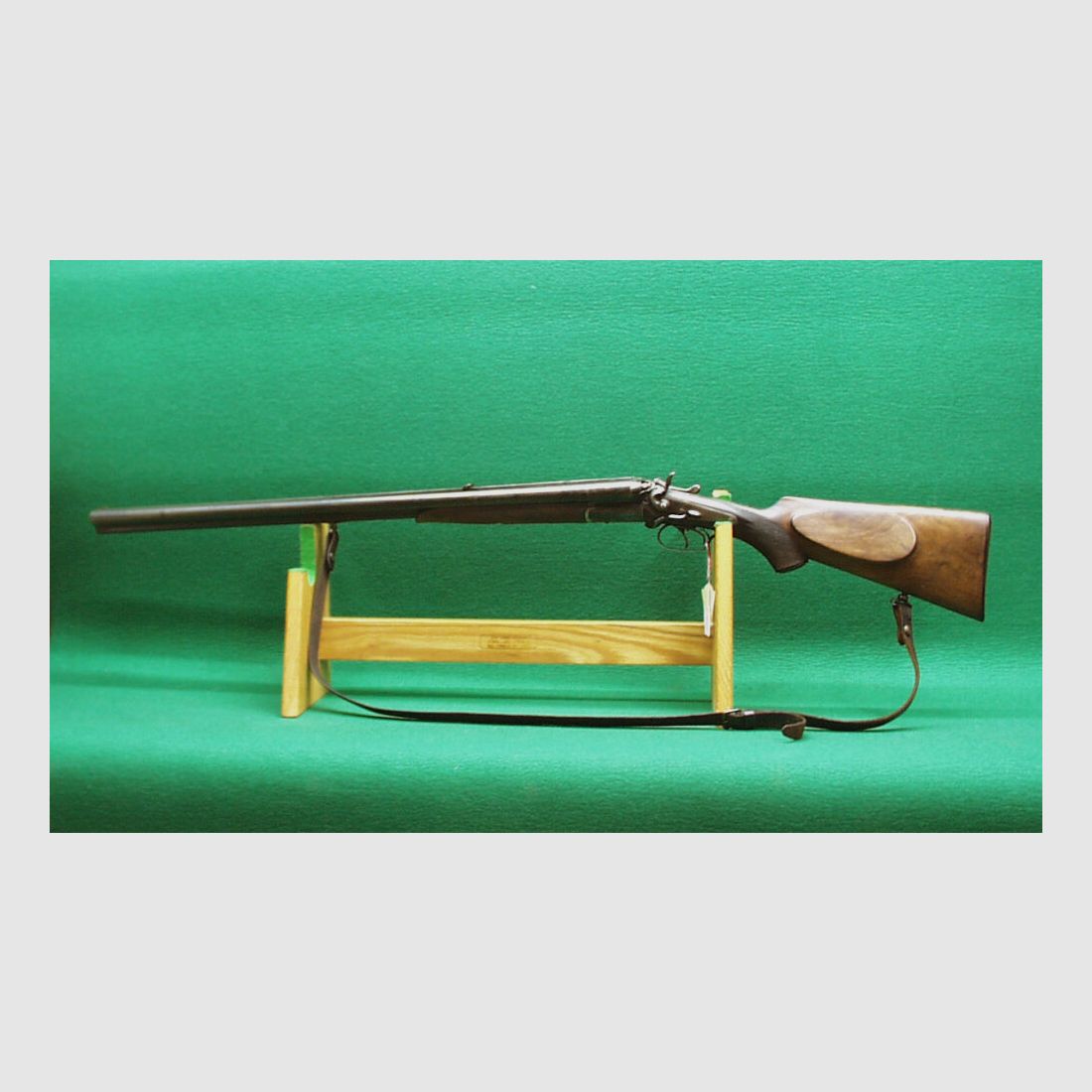 Vecchia perforatrice / perforatrice doppia