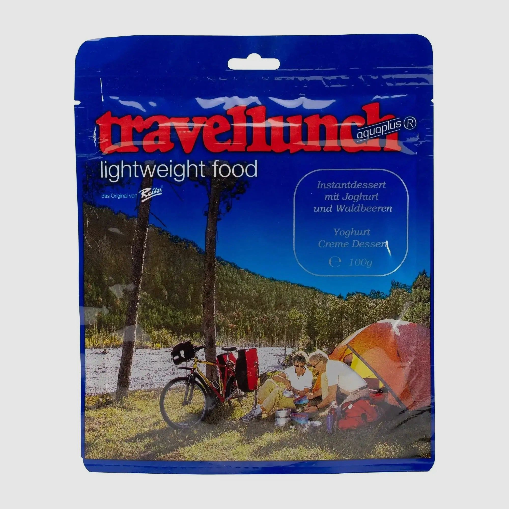 Travellunch instant dessert with yogurt and forest fruits