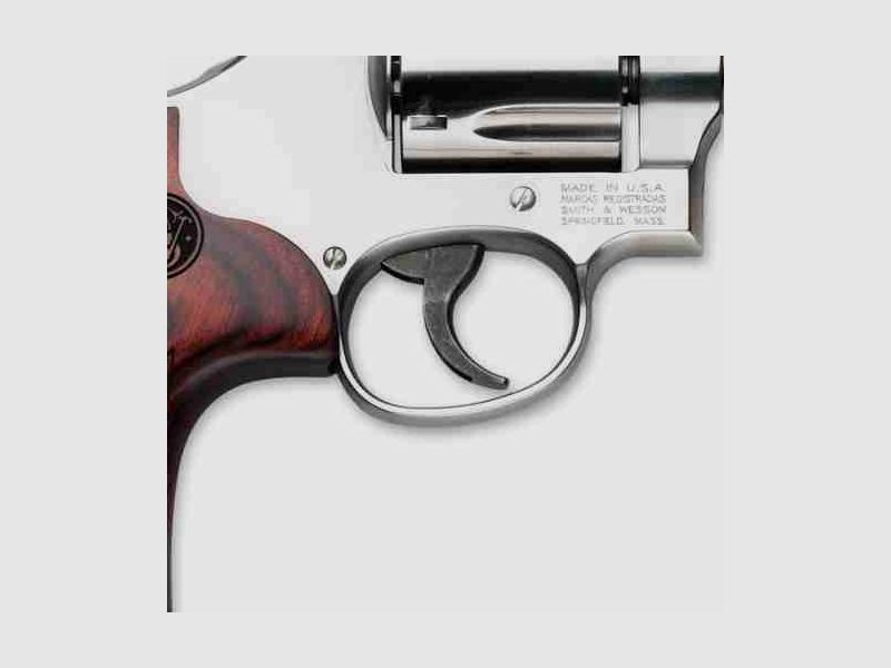 Smith & Wesson Model 629 Deluxe S/S Satin .44 Rem Mag, .44 S&W Spl 6.5in 6rnd DA/SA, billede 4 af 5