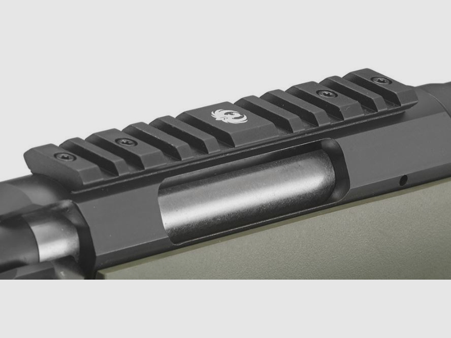 RUGER American Rifle Predator cal. .308 Win (24") con rialzo per calci e impugnatura a sfera