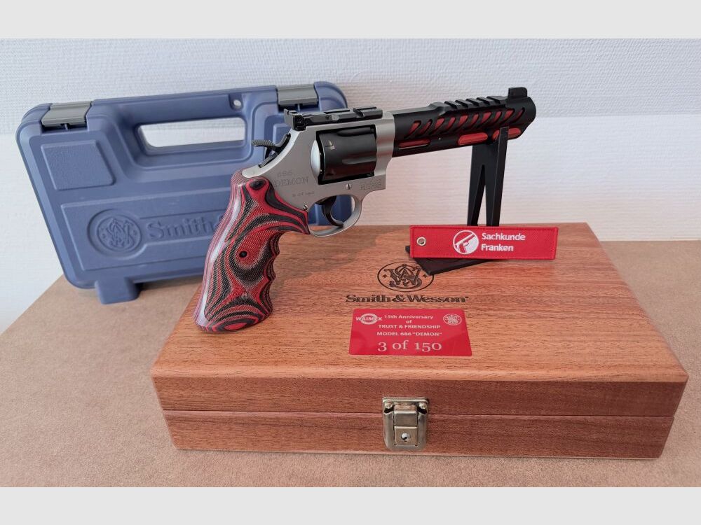 Smith & Wesson 686 DEMON Special Edition