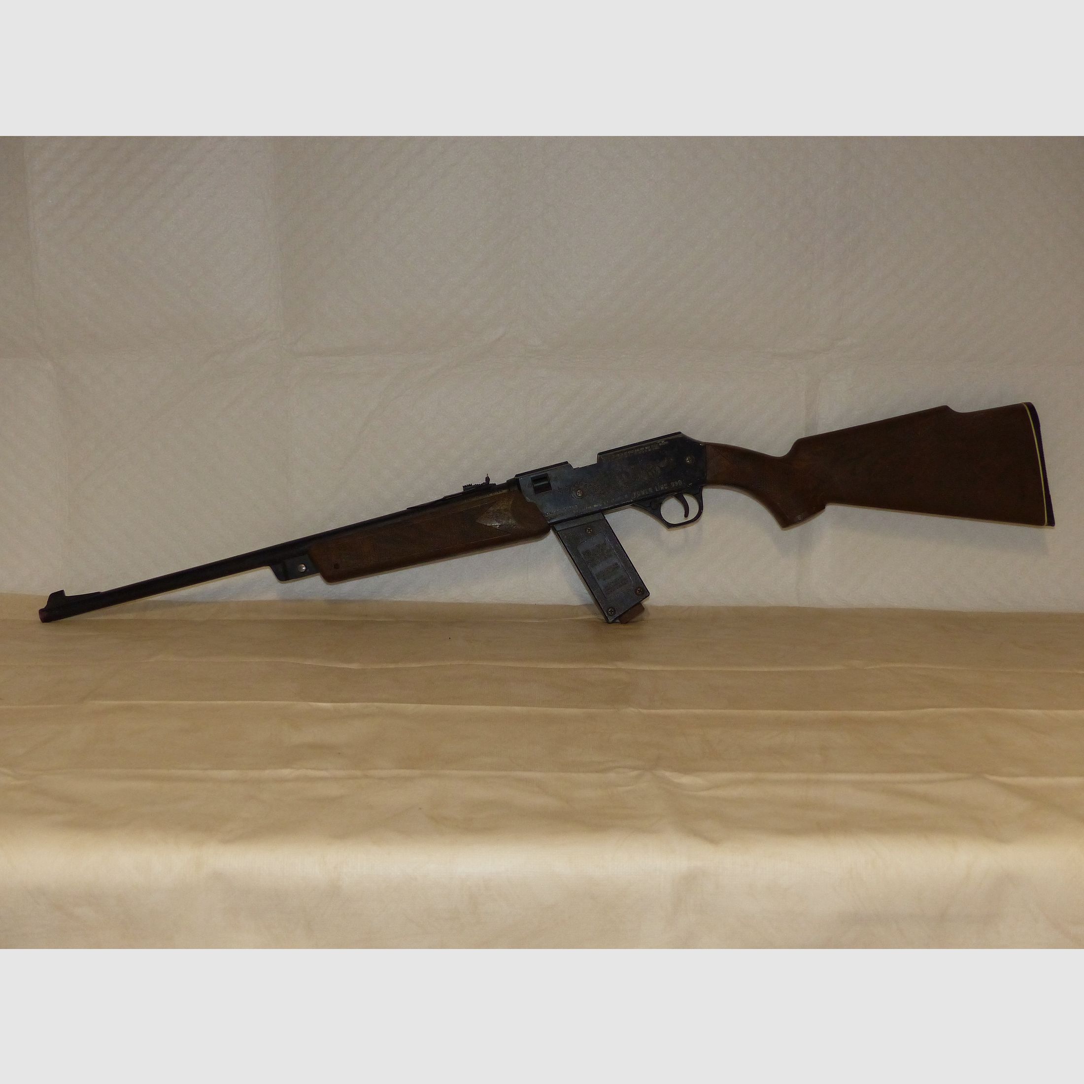 Carabina de aire comprimido Co2 de palanca inferior Daisy Power Line Mod. 990 Cal. 4,5 mm Diabolo y BB Dual Power USA vintage