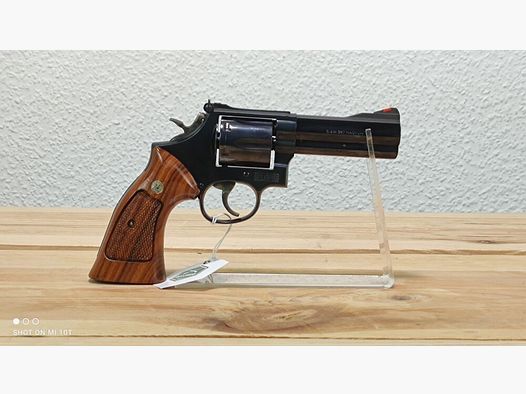 Smith&Wesson 586-3 4Zoll