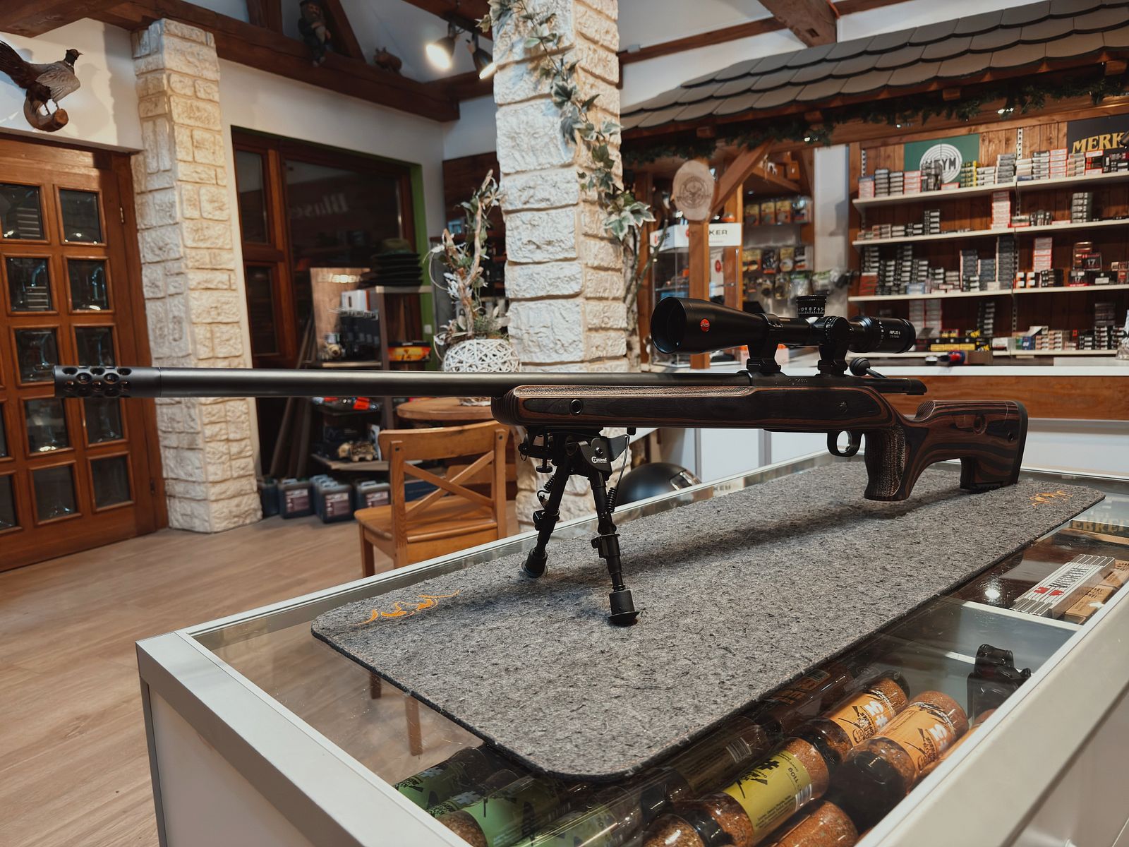 CZ 600 Range Kal. .308 Win – Präzisionsbüchse inkl. Leica Amplus 5 2,5–15x50