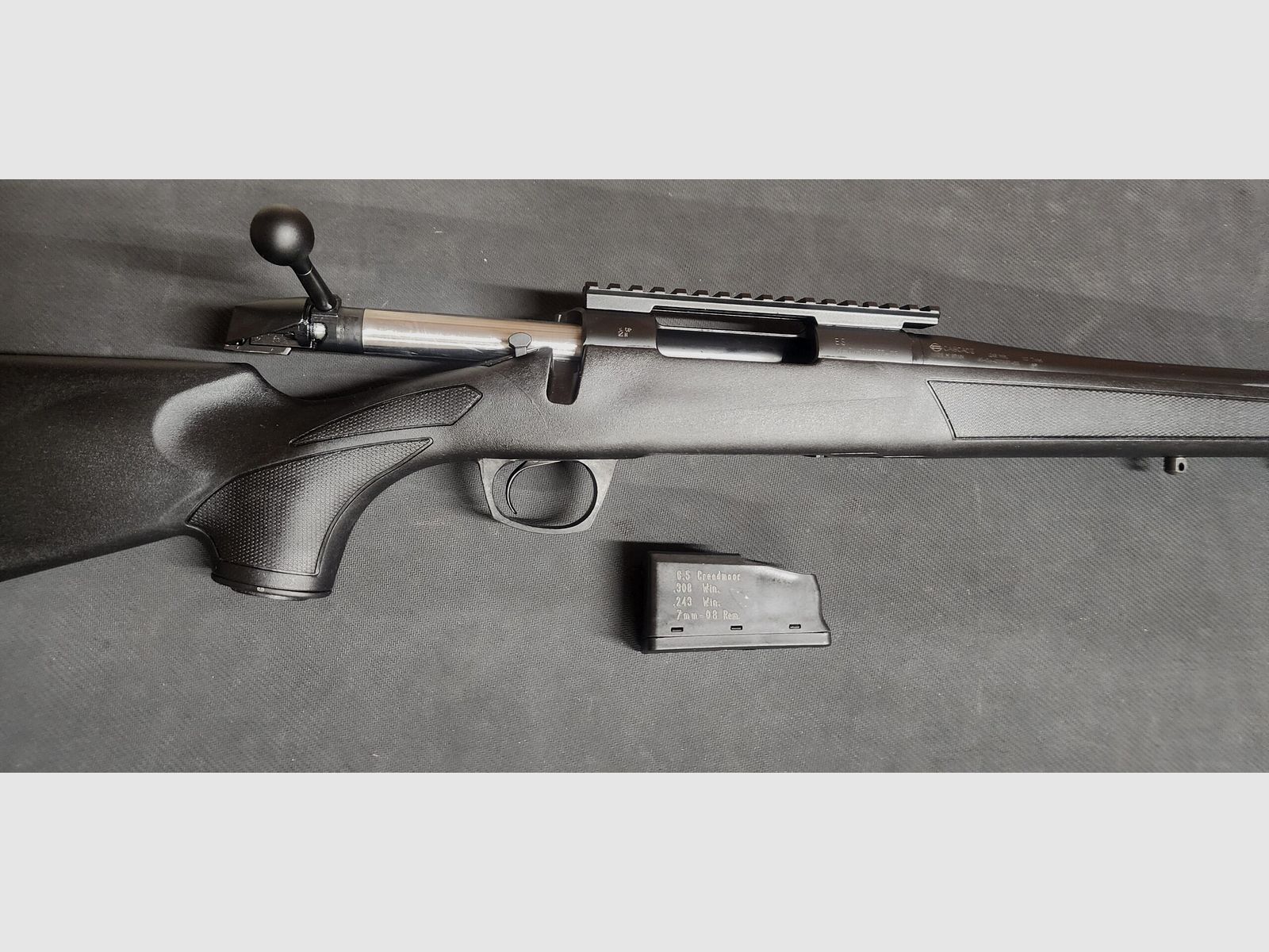 CVA CASCADE Schwarz cal.243 Win (auf Lager), Bild 8 von 10