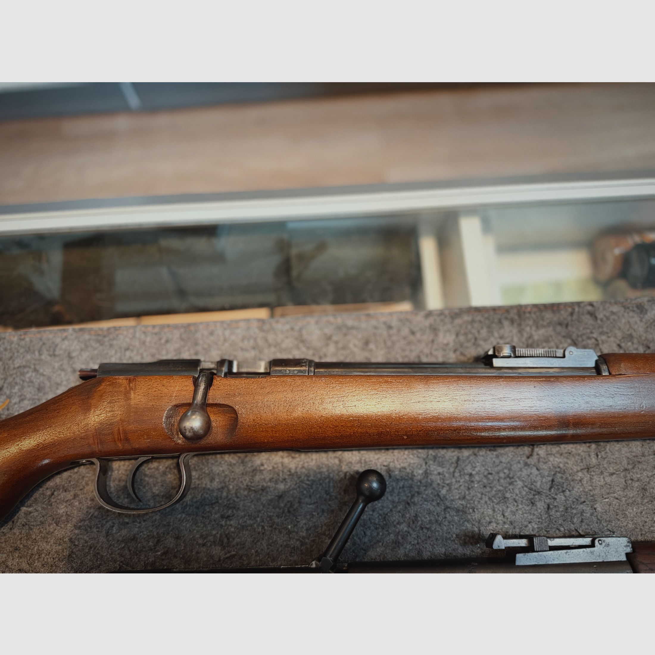 Conjunto de armas históricas – Suhl W625C (.22 l.r.) y 2× Haenel Sportmodell 33 Patente Schmeisser