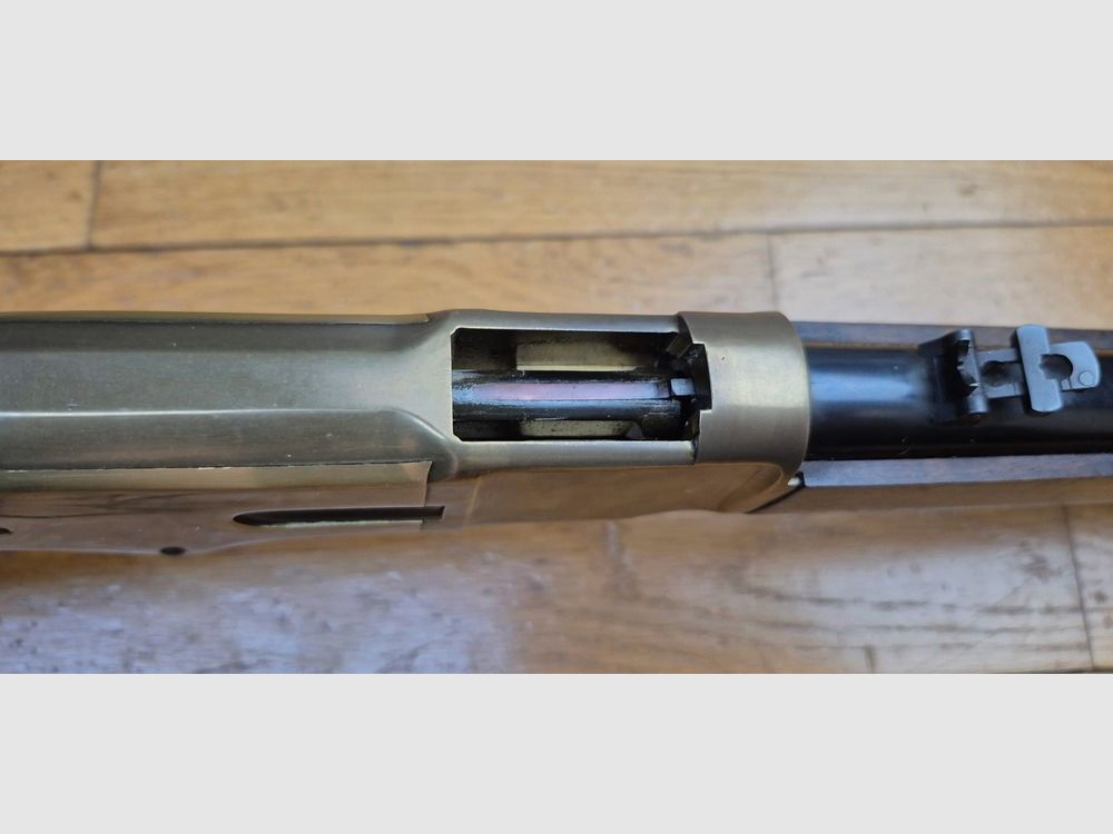 Très belle Winchester 1866 – Modèle Carabine pour Navy Arms – Arme Uberti Made in Italy de 1973 – Cal. 44-40 Win – 9 coups +1 – Excellent état ! – Une des meilleures si ce n&rsquo;est la meilleure reproduction pour le marché US – TBE+ /TBE++, image 20 sur 32