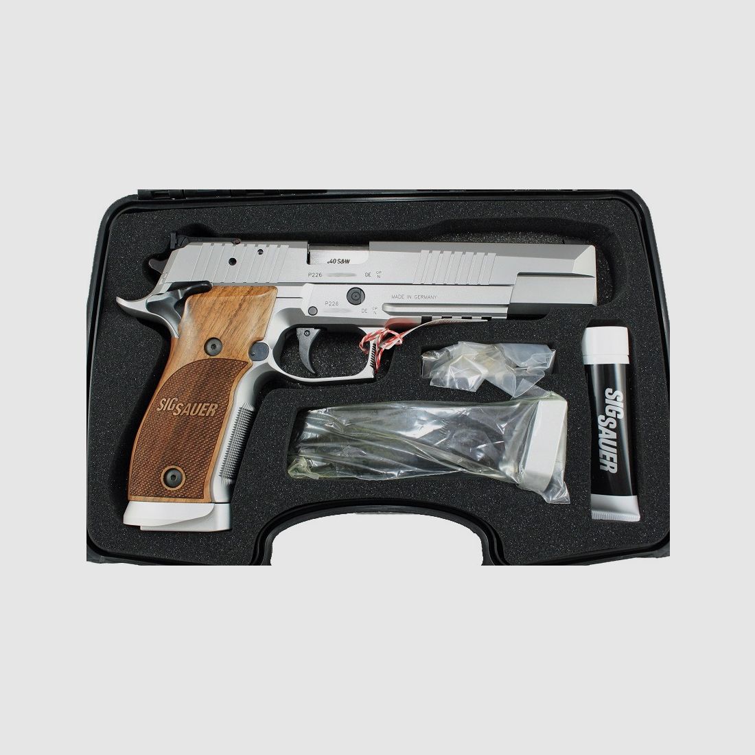 Neuwaffe, auf Lager: Sig Sauer P226 X-Six (X-Series) Classic in .40 S&W 