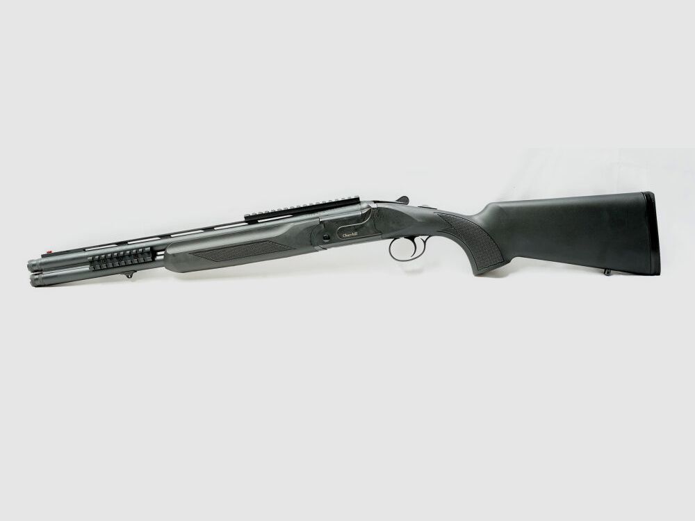 Akkar Churchill 206E HD Obrona