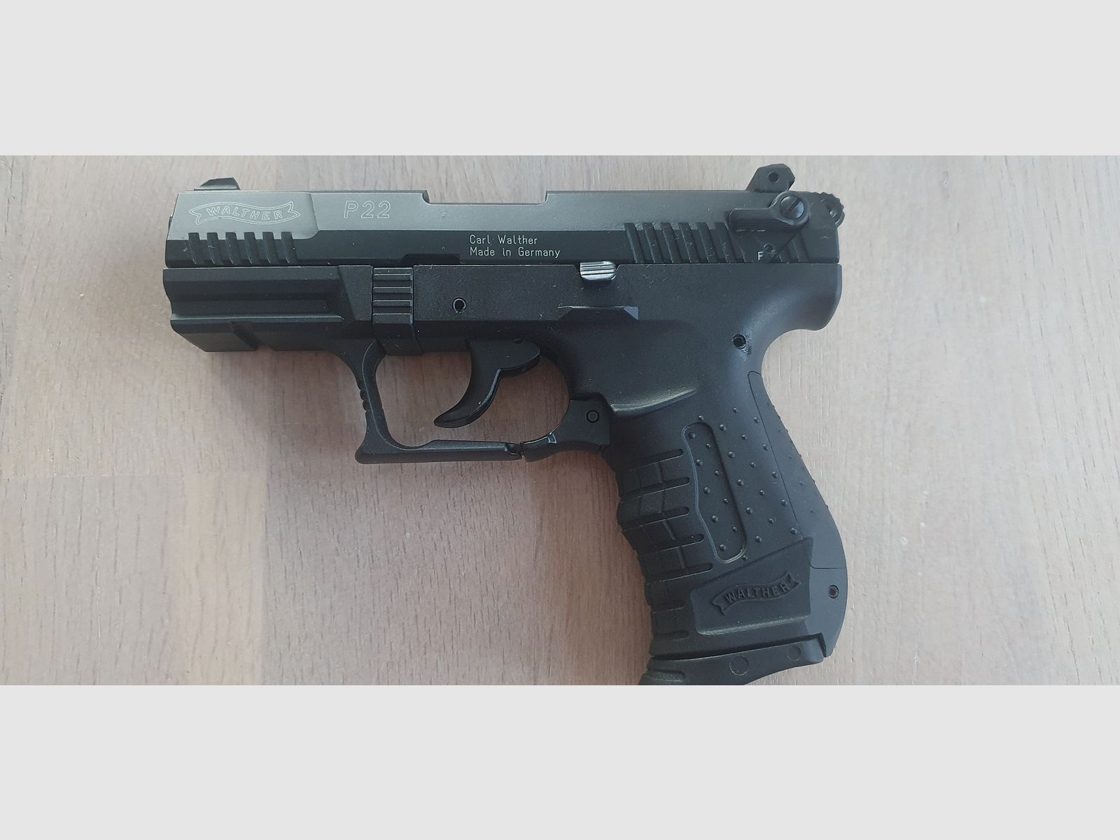 Walther P22 blued 9mm P.A.K, blank cartridges ****Top condition*****