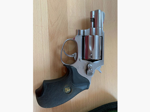 Smith & Wesson	 Mod. 60 - .38 Sp