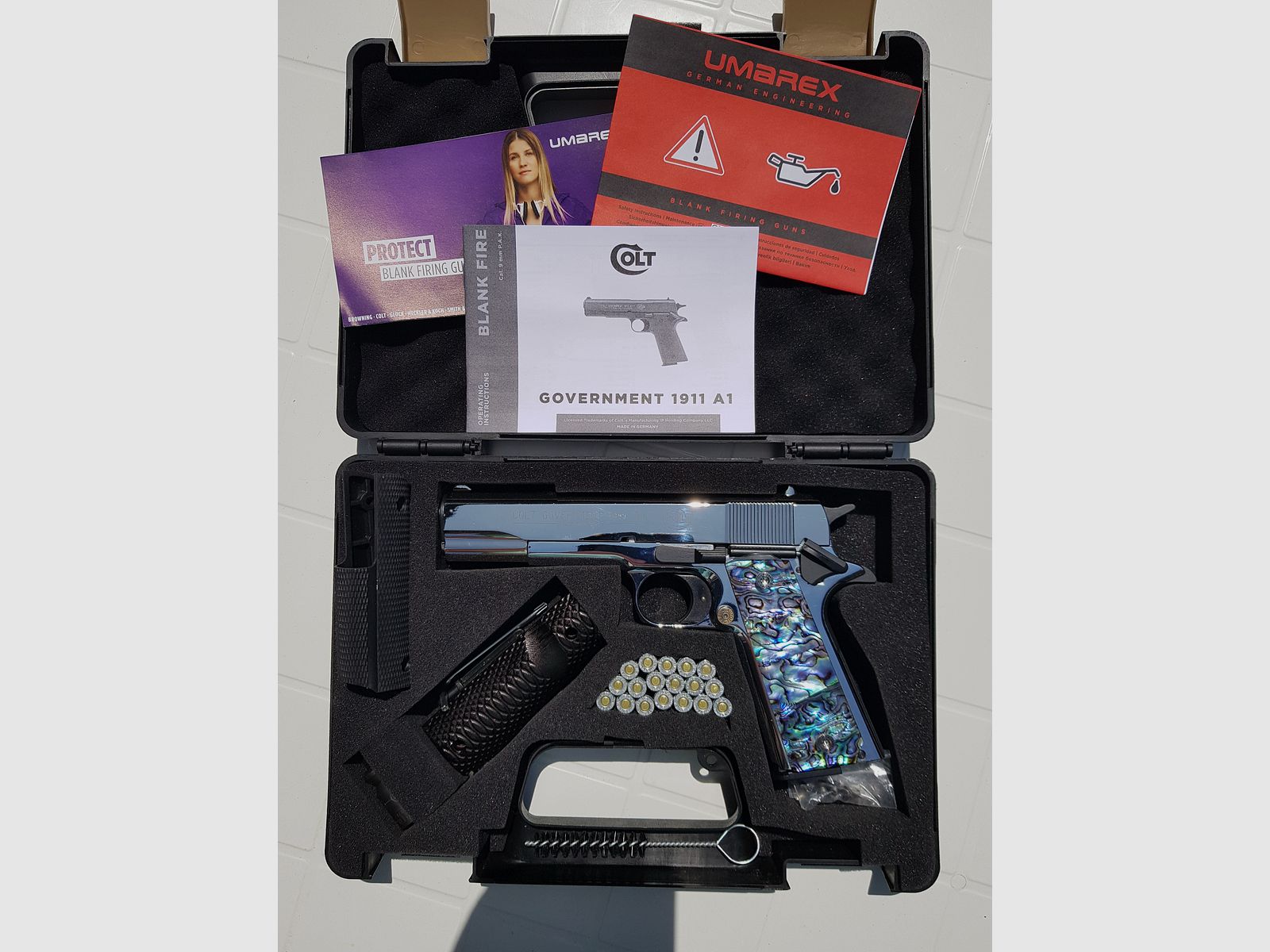 Colt 1911 Chrom, neu, unbeschossen, lange Federführung, Sammlerstück.