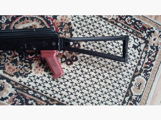 Absolut hochwertig und sauber verarbeiteter russischer 5,5 mm Saiga / Izhmash Skelett Klappschaft für AKS-74 / AK Klappschaft 5.5 Triangle Side Folder