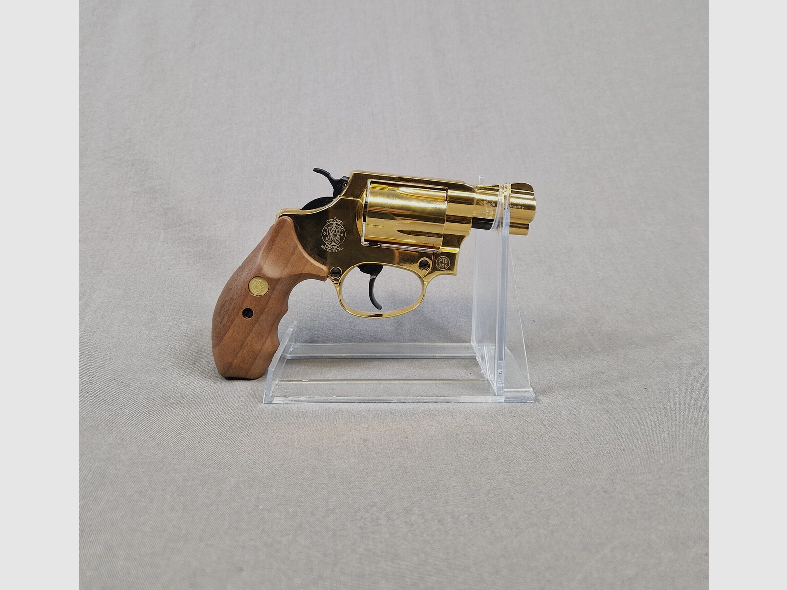 Smith & Wesson Chiefs Special Gold 