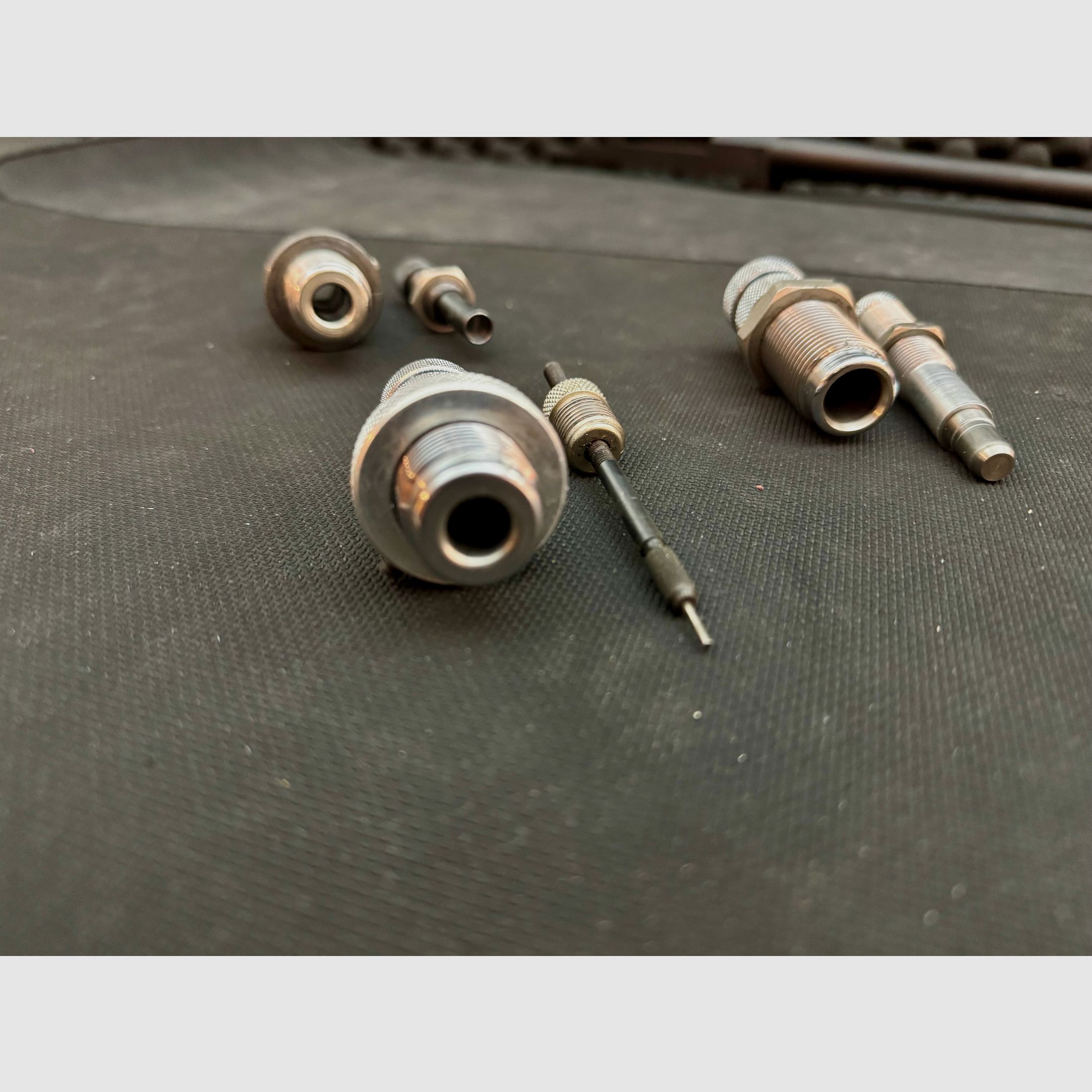 Lyman dies 38/357 .38Sp, .357Mag, 3 dies