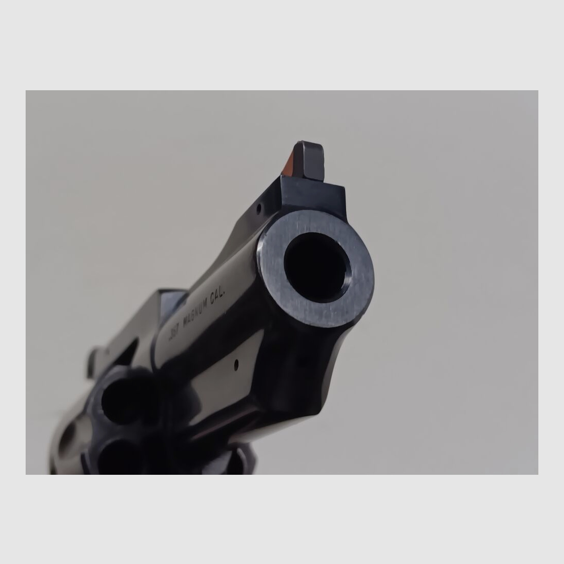 Sturm, Ruger & Co.Inc. Southport USA Security-Six