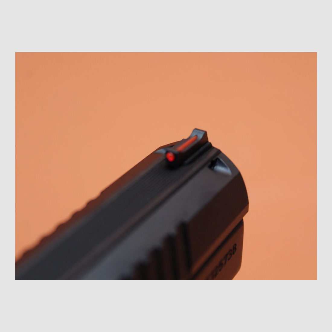 CZUB Ha.Pistola 9mmLuger CZUB CZ 75 TS2 Tactical Sports Argento 134mm canna/ impugnature in alluminio