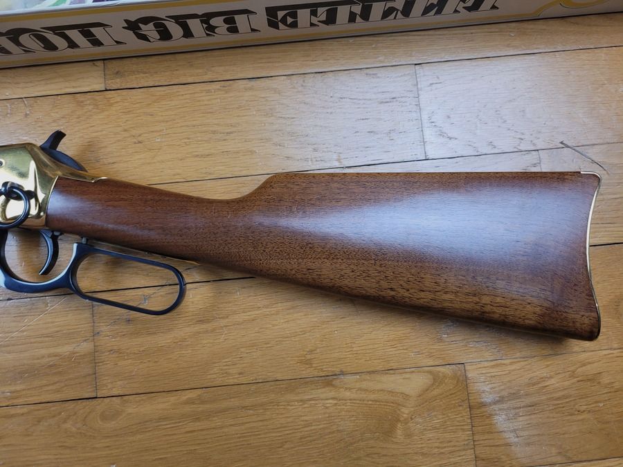 Belle Winchester commémorative – « Little Big Horn » – seulement 11000 produites – Boite d&rsquo;origine – 44-40 Win – État parfait, image 3 sur 23
