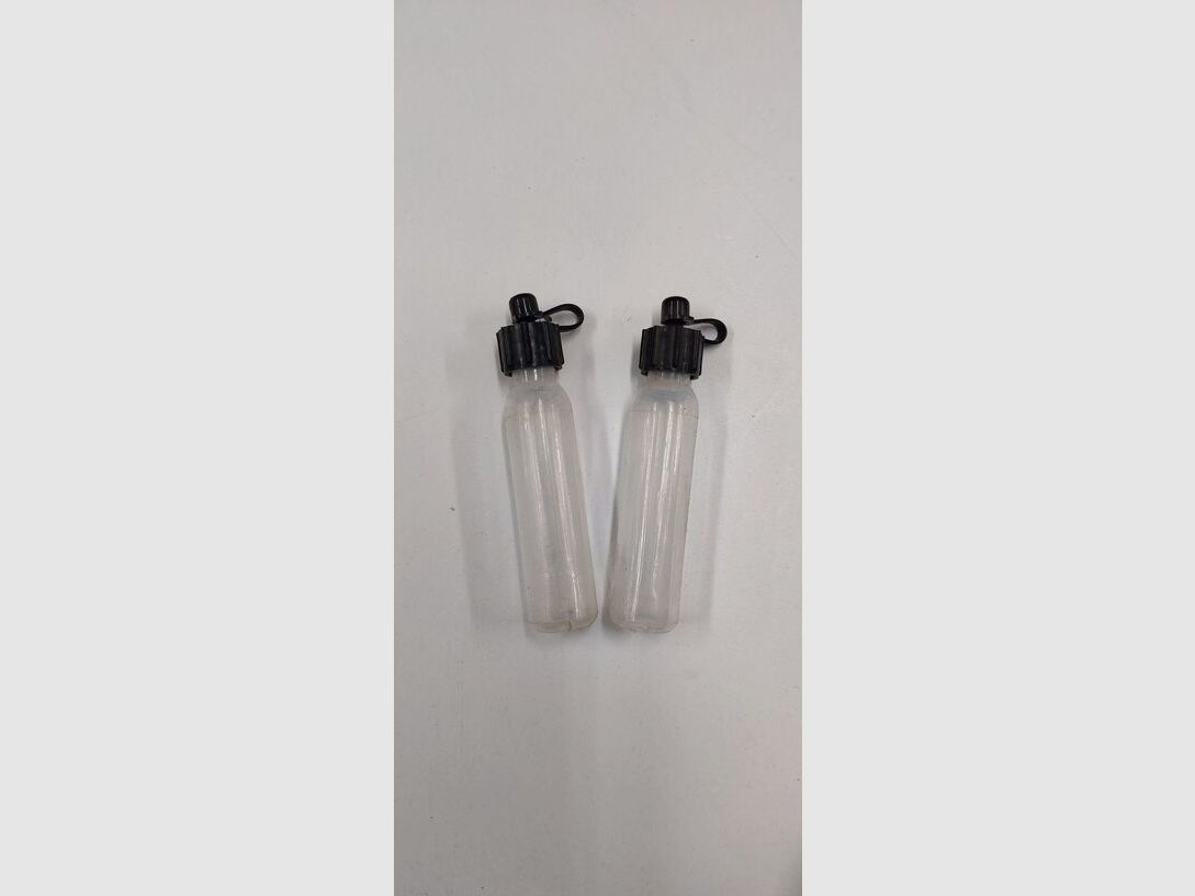 DDR NVA Putzzeug Ölflasche