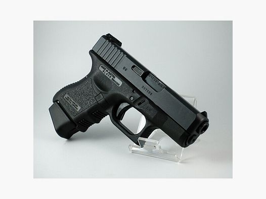 Glock 26 Gen3 mit acht Magazinen