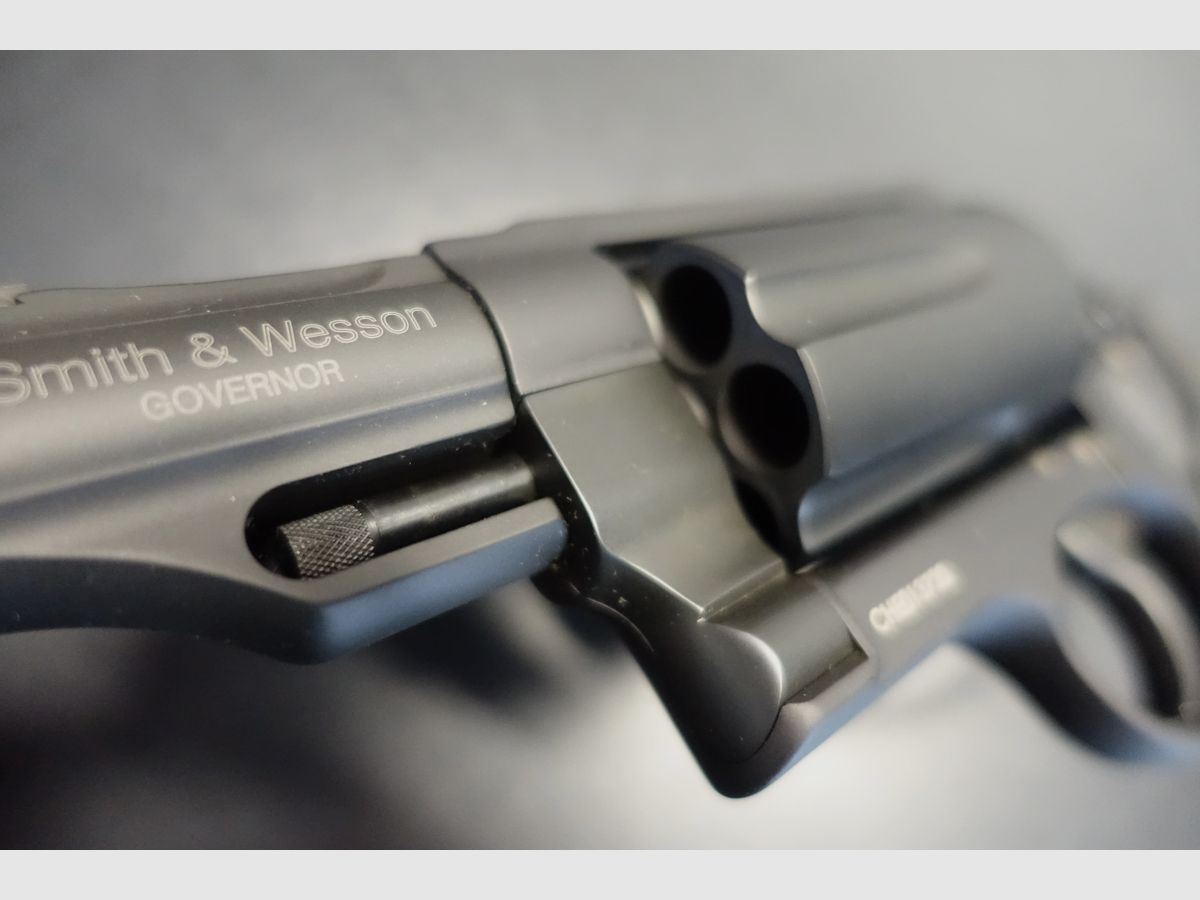 Smith & Wesson Governor, Bild 4 von 5
