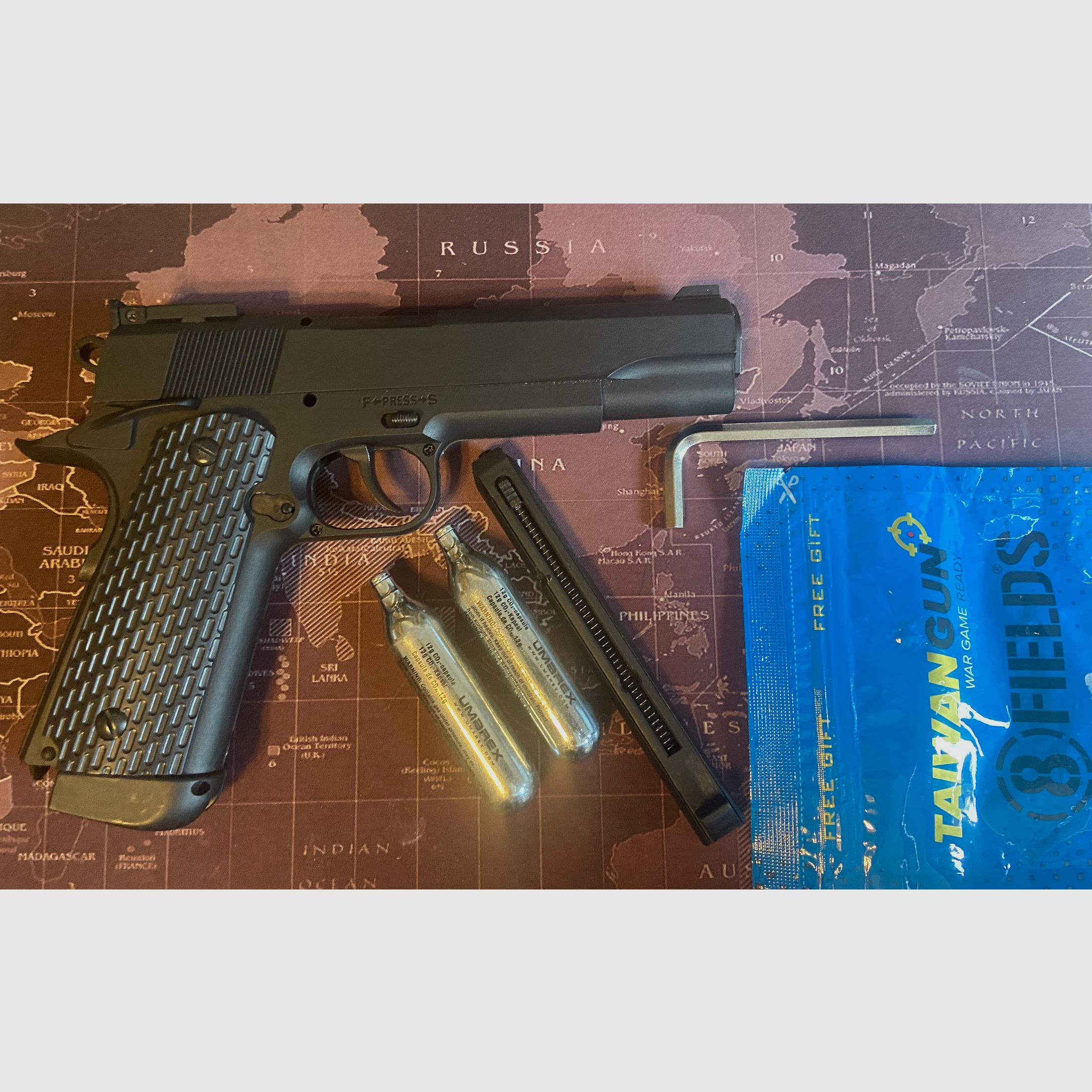 Colt 1911 CO2 Set