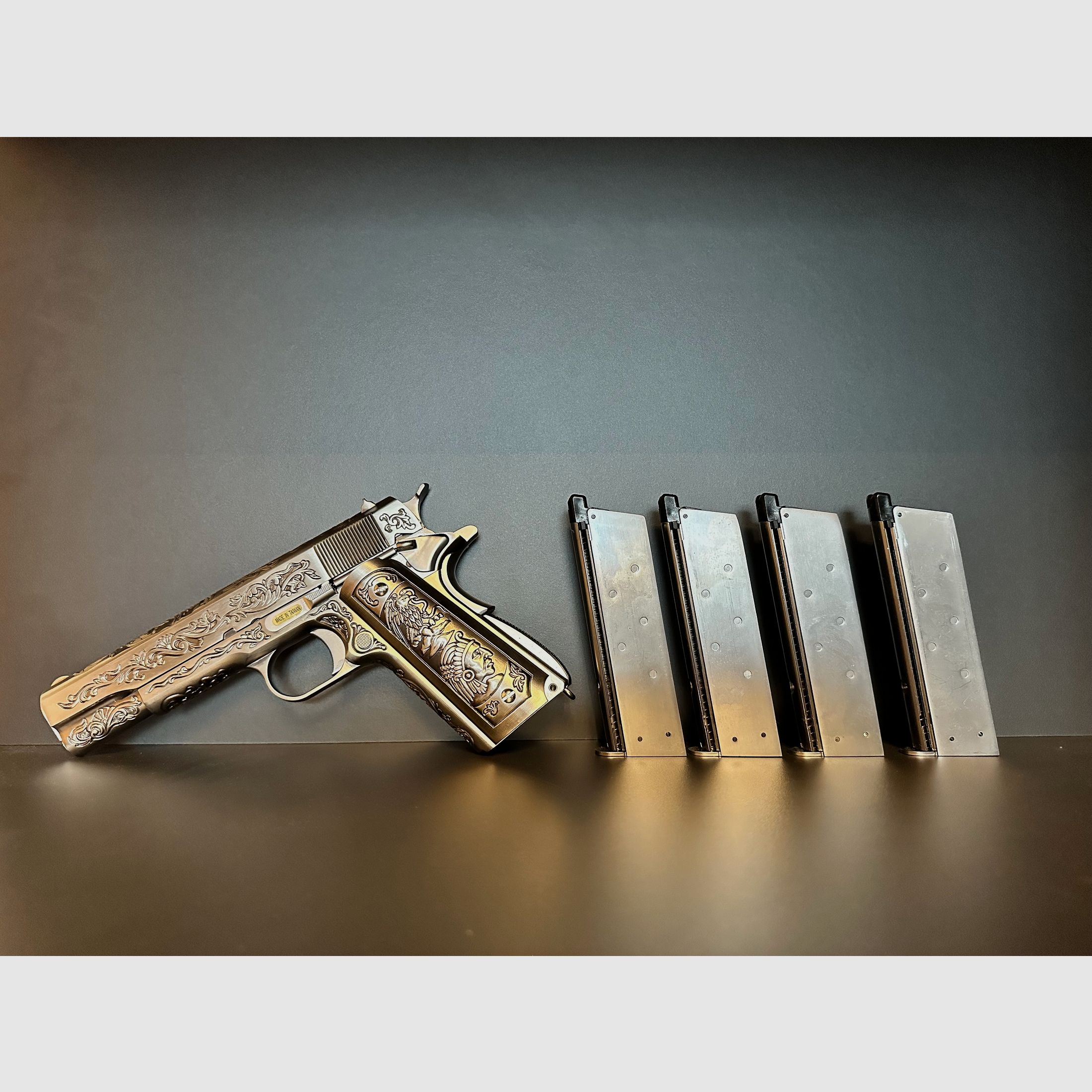 M1911 Etched Full Metal GBB WE mit Zubehör
