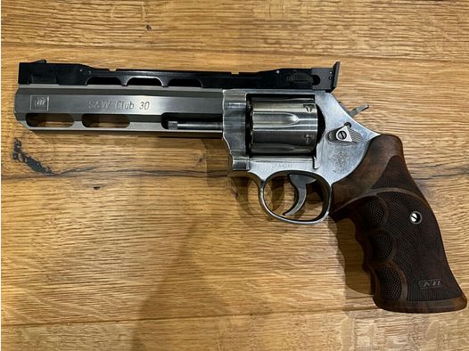 Smith & Wesson Club 30	 Competition I