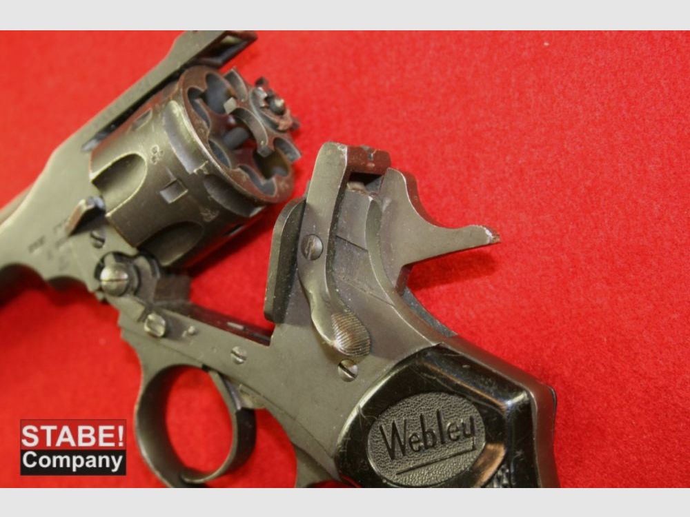 Webley & Scott Mark IV. 38 S&W