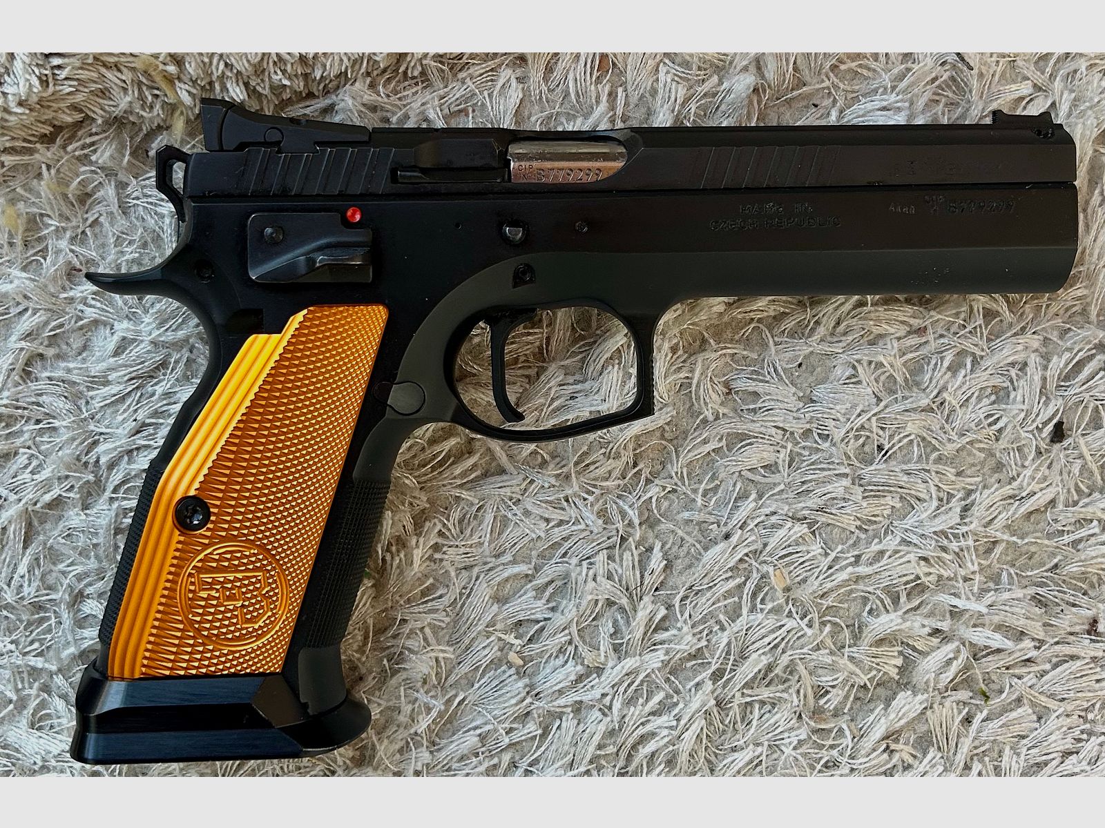 Pistolet CZ 75 TS Orange kaliber 40 S&W