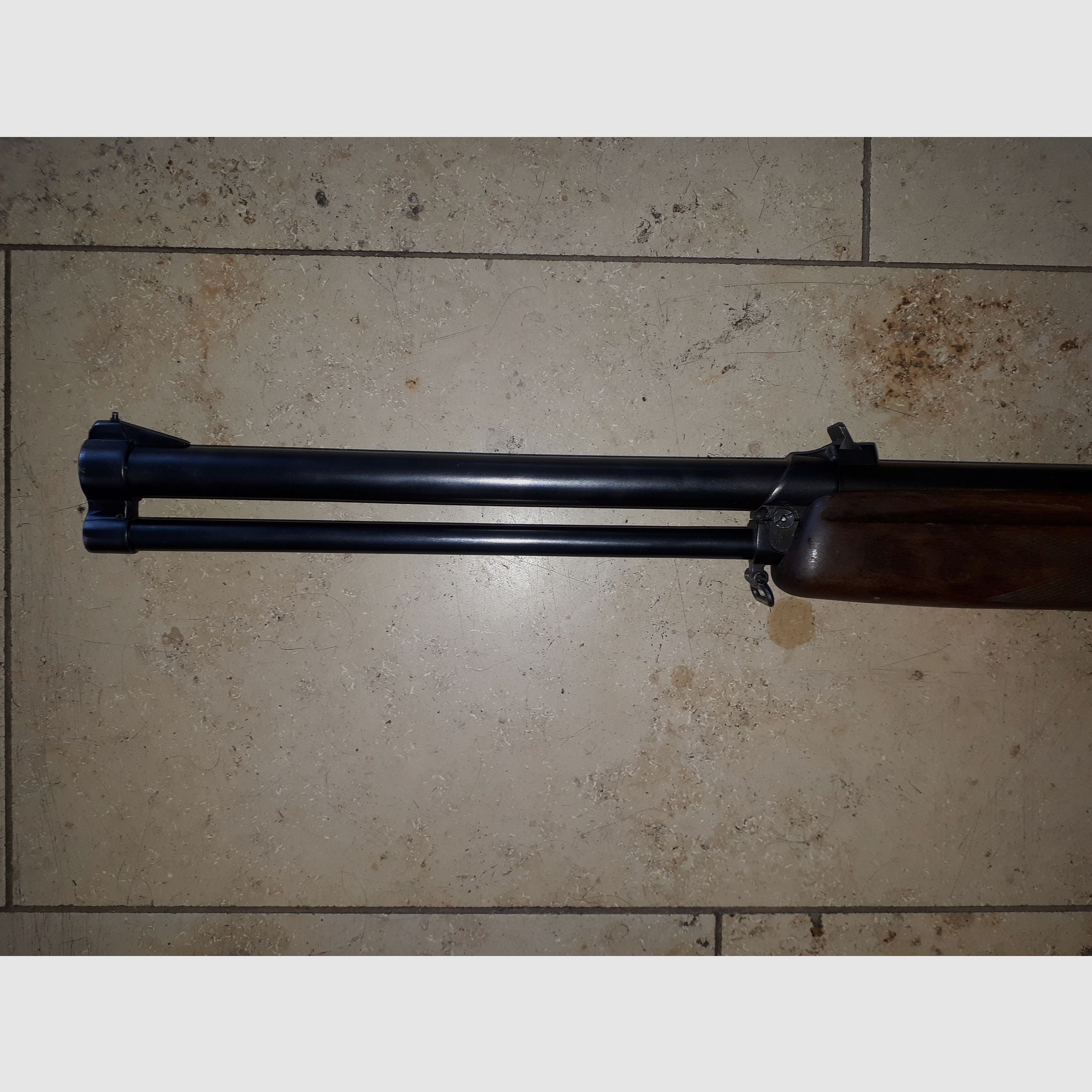 Baikal BBF, modèle IZH-94, arme de chasse pour mauvais temps.