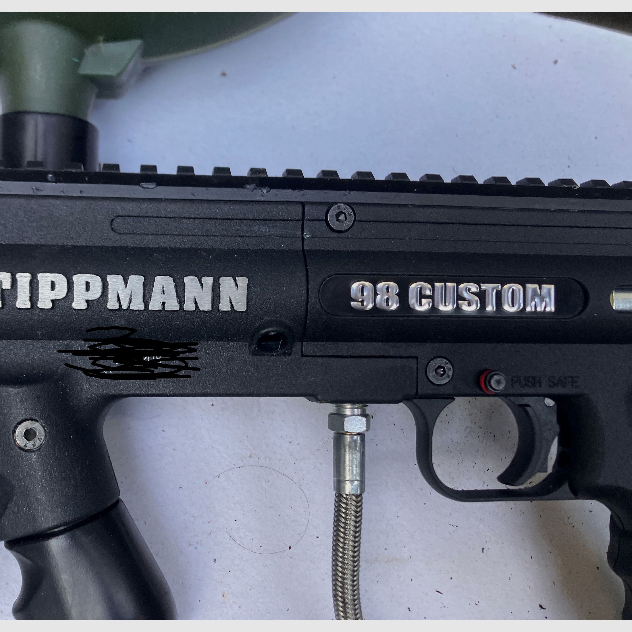 Tippmann 98 Custom including spare marker and accessories