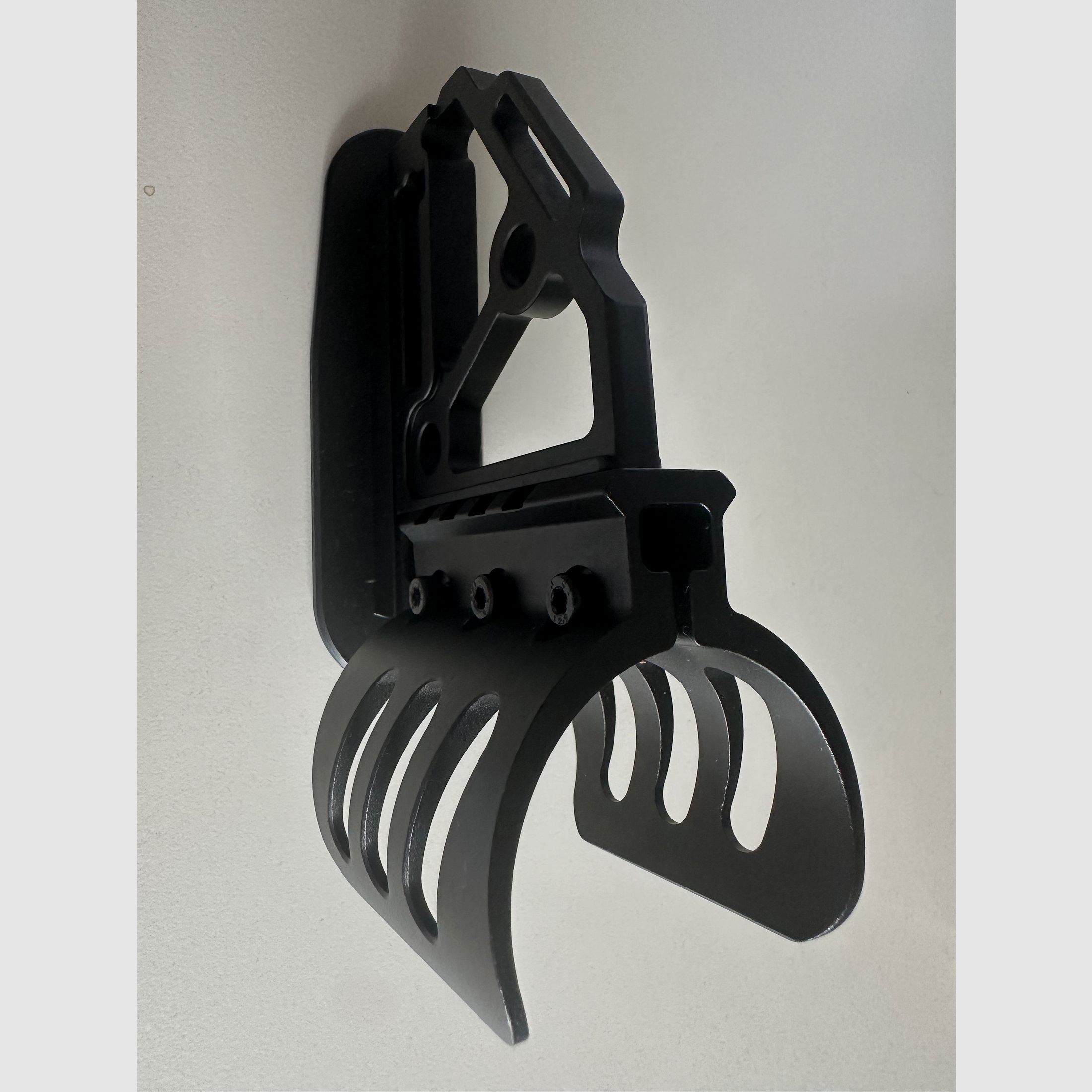 AEA Megalodon MK1 crosse