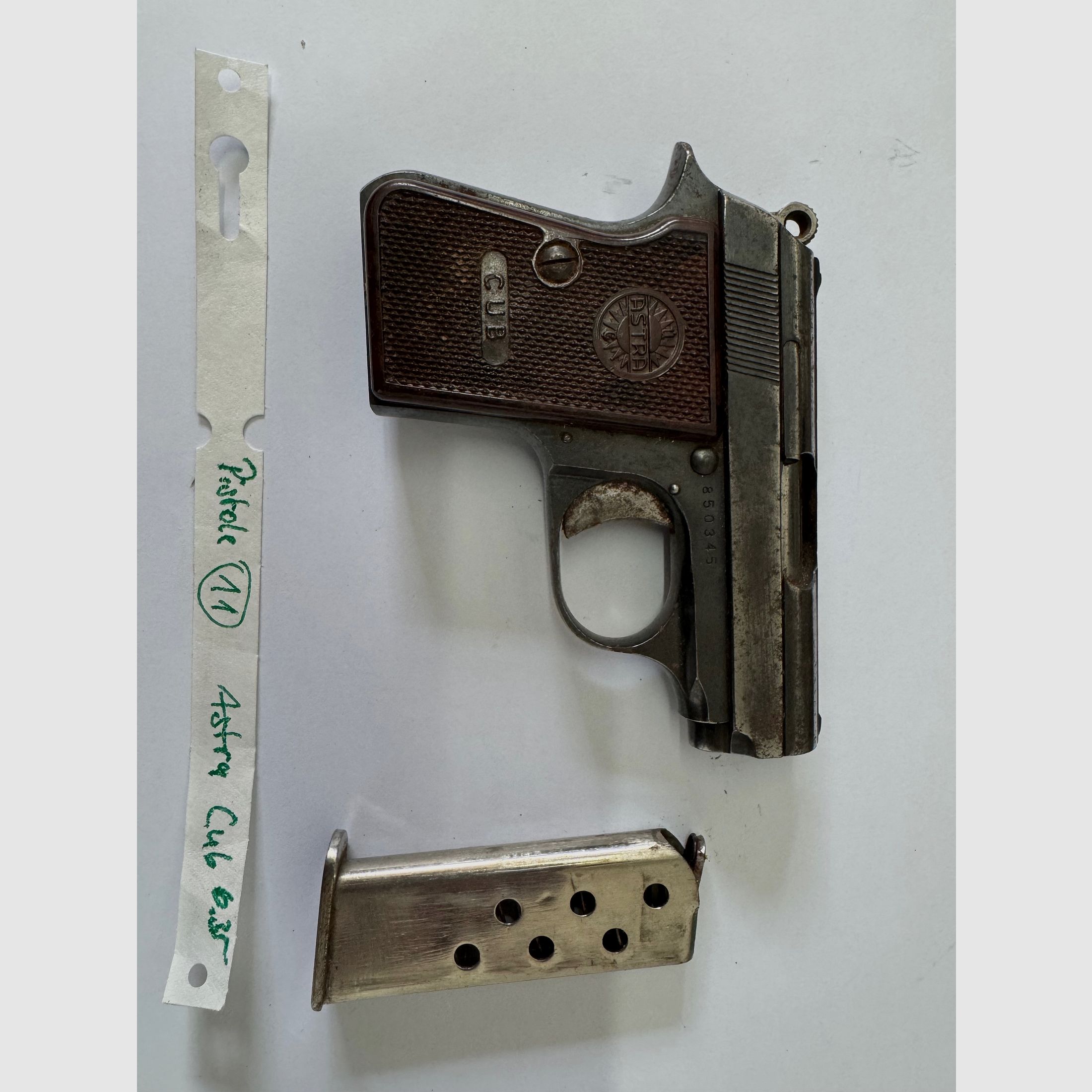 Astra CUB Taschenpistole