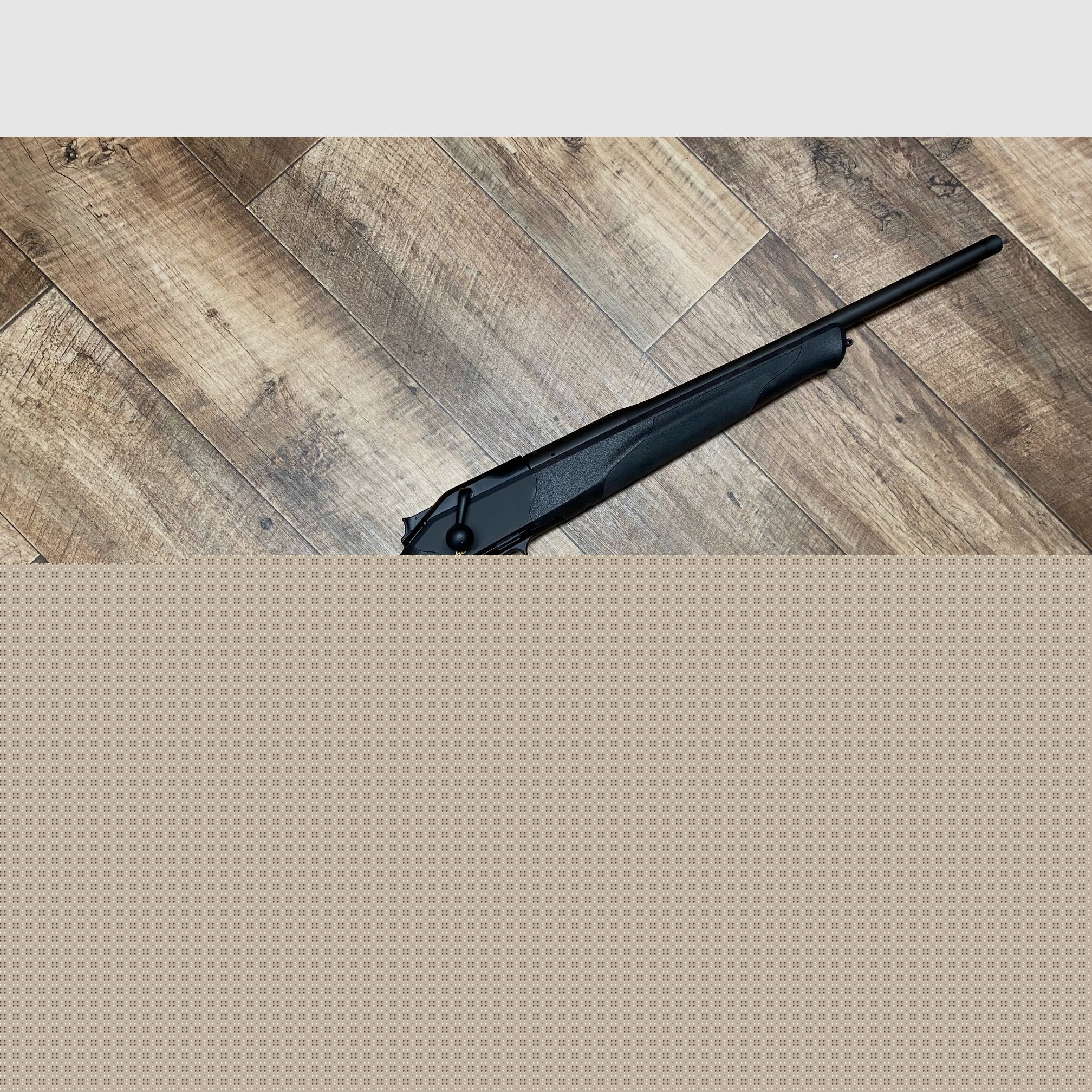 Blaser R8 Ultimate arma para mujeres, culata corta, color especial NEGRO .308win LL 47 cm M15x1