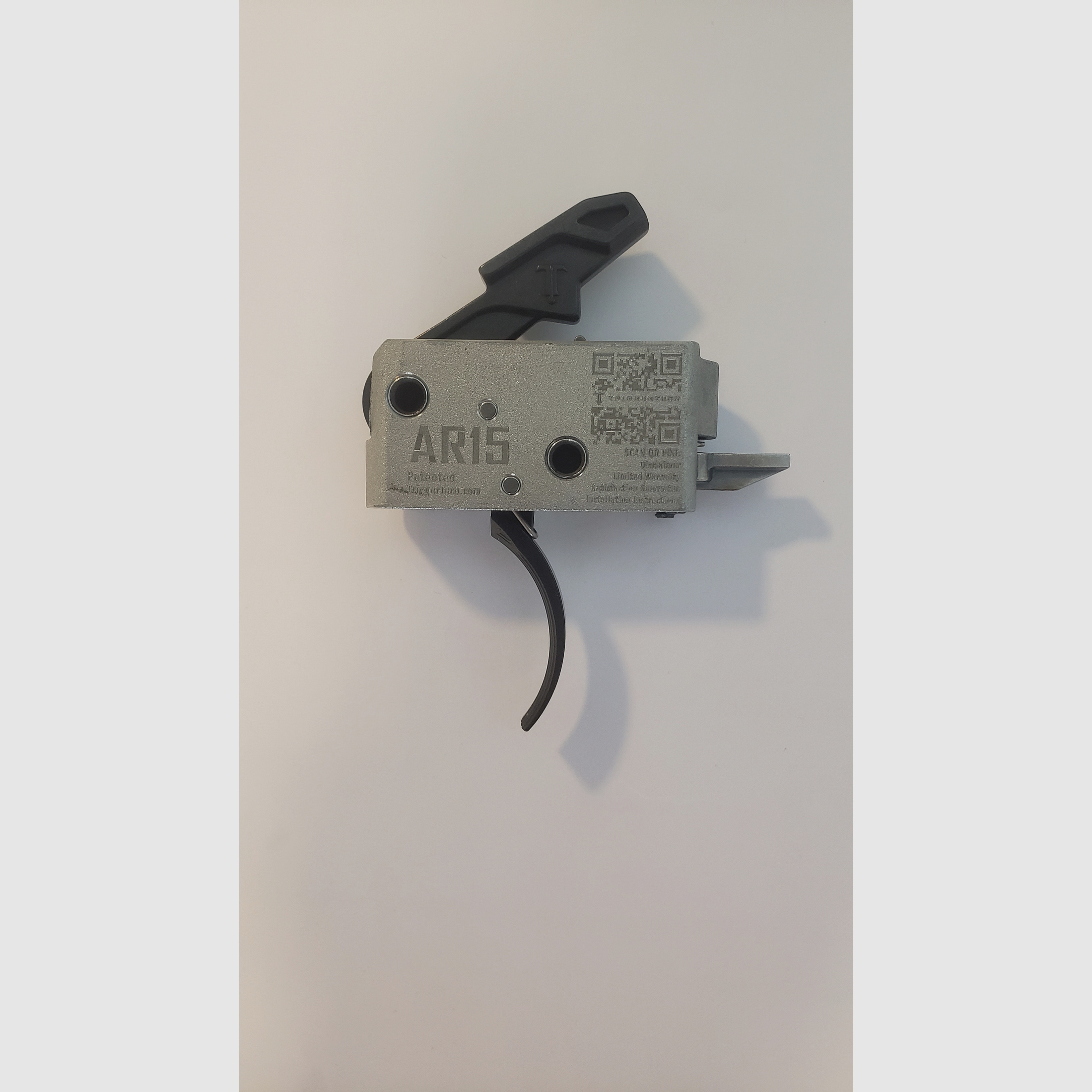 TRIGGERTECH - AR-15 - Grilletto di servizio - Due stadi 5.5lbs (2.500g)